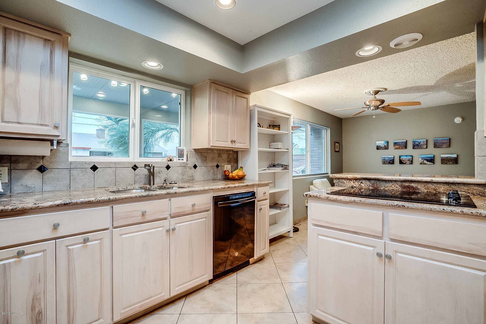 5851 E Hampton Street