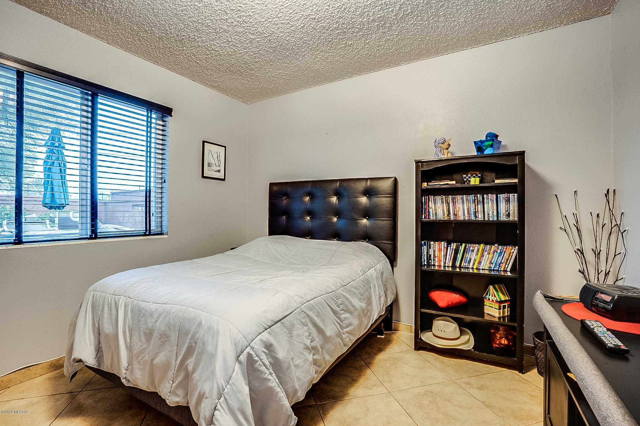 5851 E Hampton Street