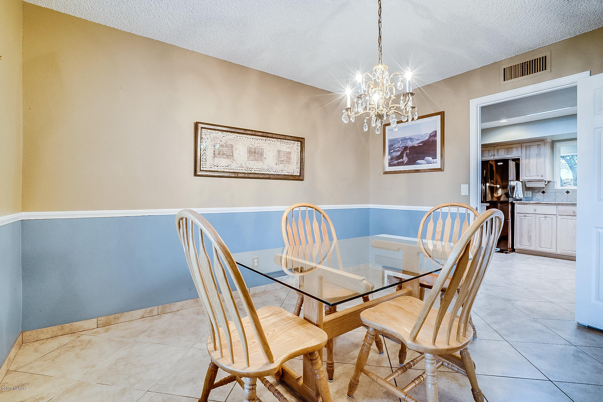 5851 E Hampton Street