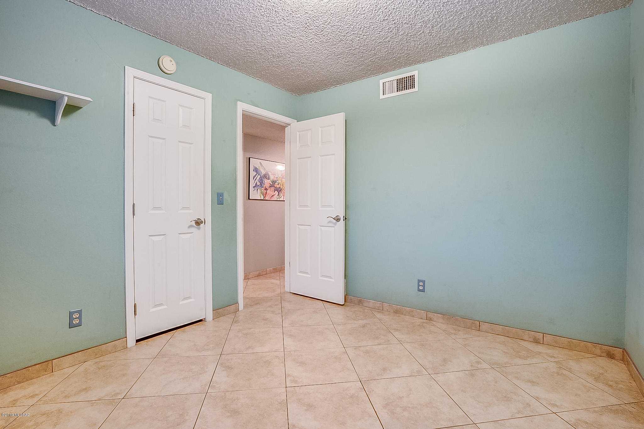 5851 E Hampton Street