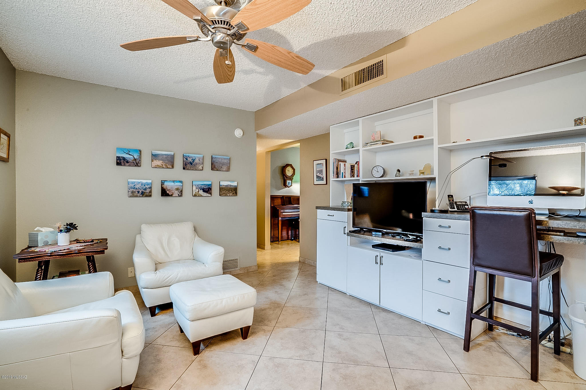 5851 E Hampton Street