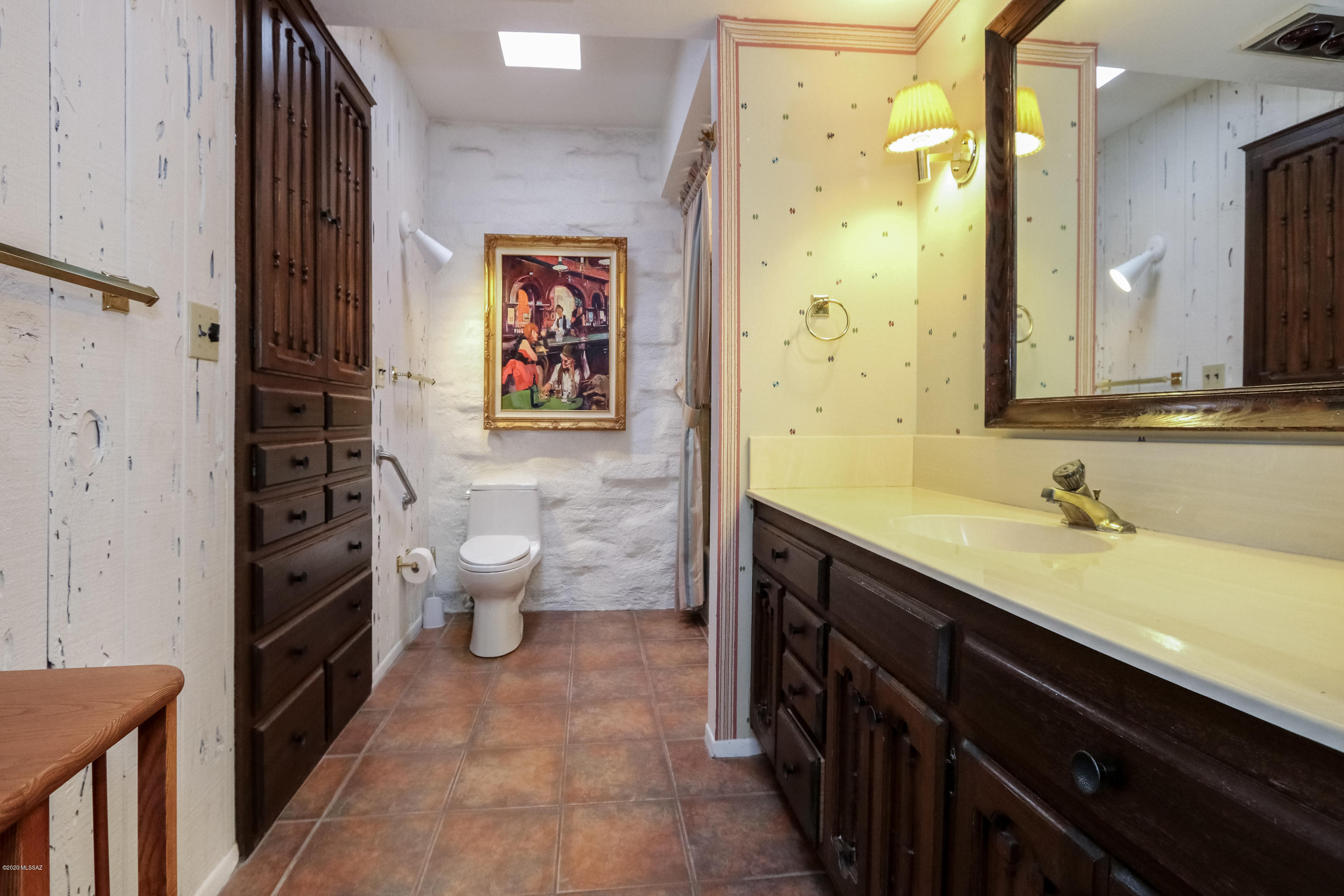 5251 E Mission Hill Drive Unit: 16/17