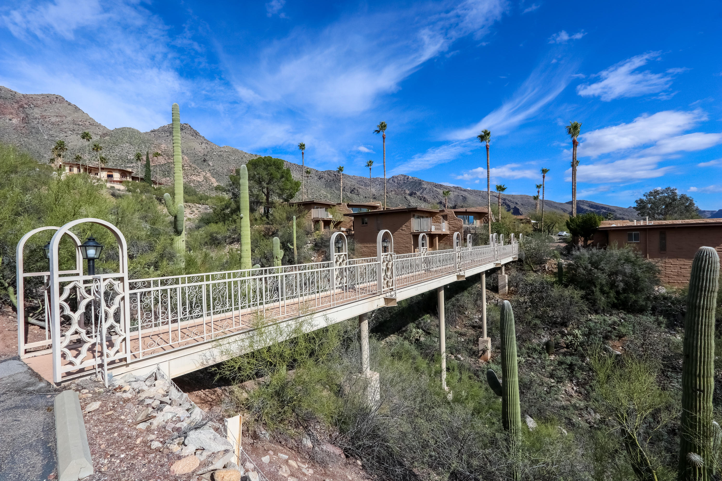 5251 E Mission Hill Drive Unit: 16/17