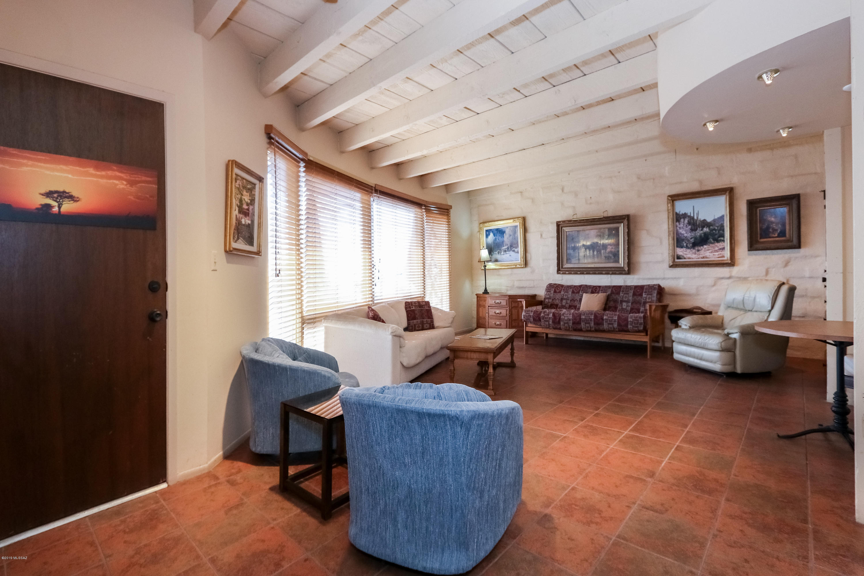 5251 E Mission Hill Drive Unit: 16/17