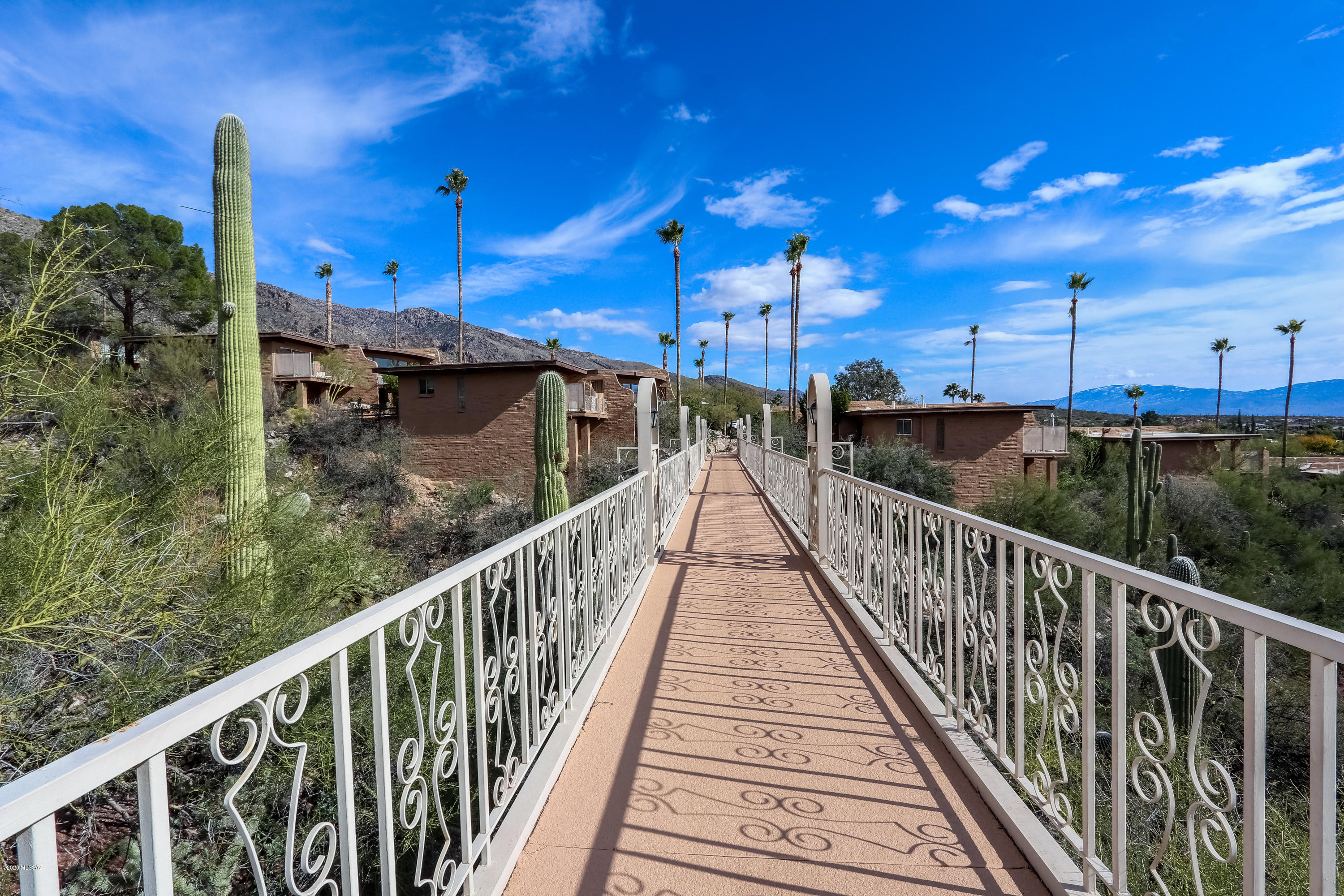 5251 E Mission Hill Drive Unit: 16/17