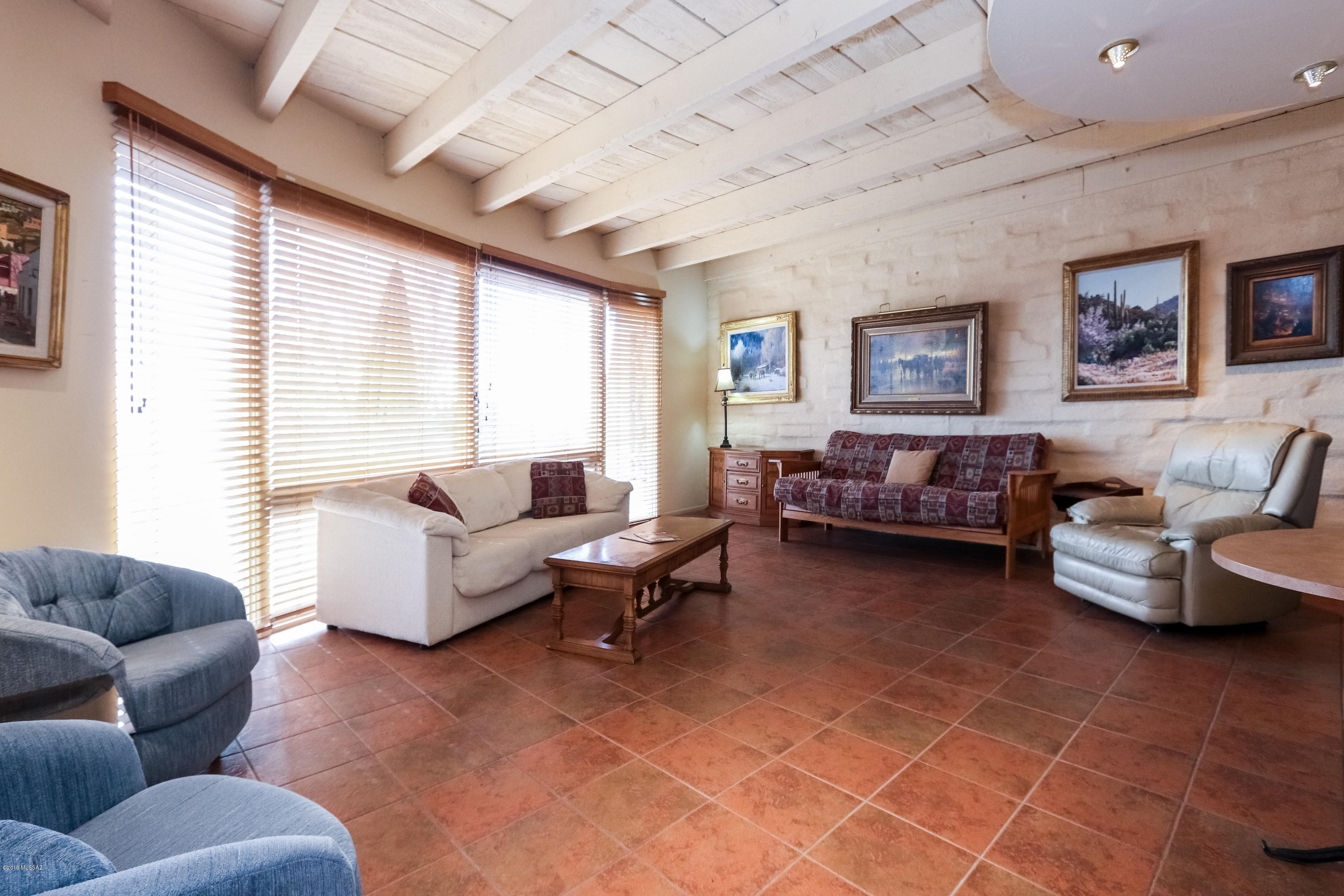 5251 E Mission Hill Drive Unit: 16/17