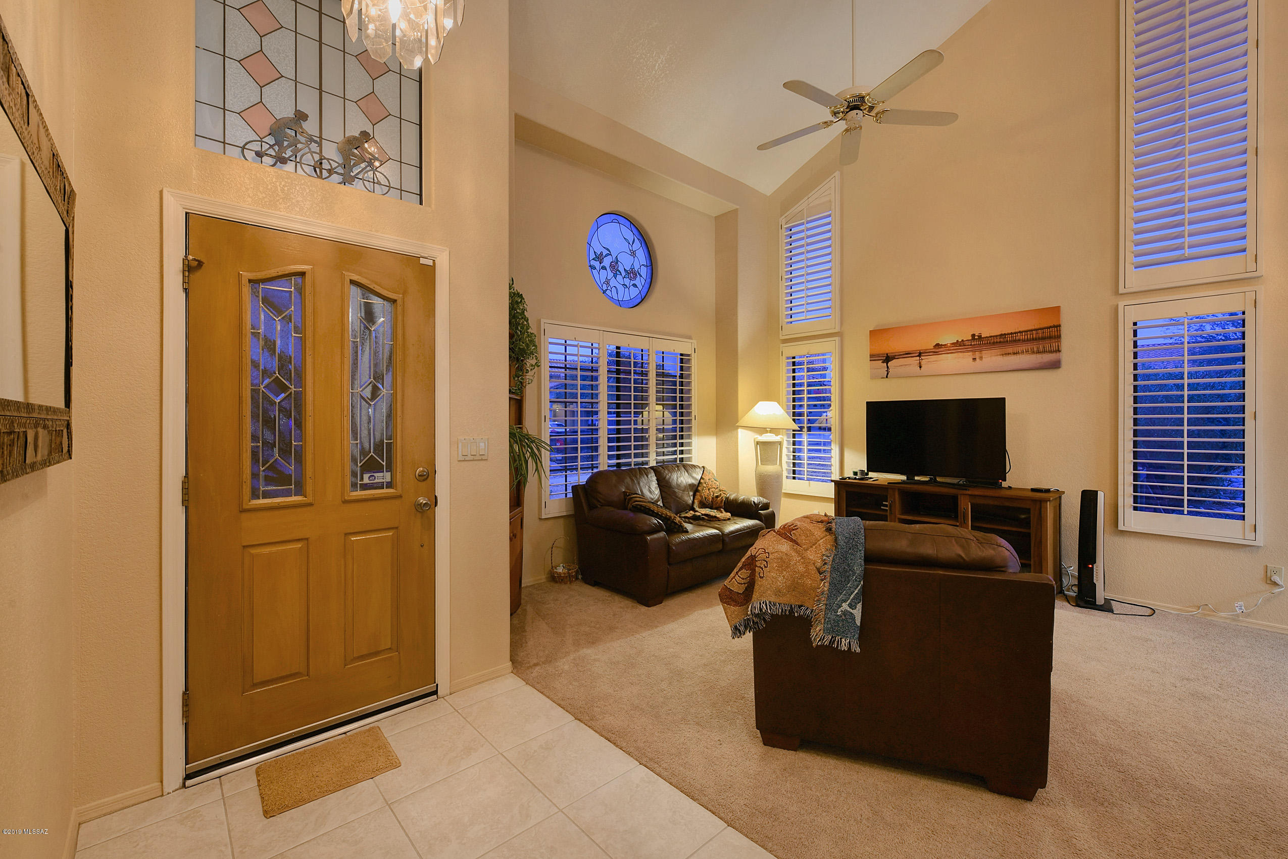 993 W Lost Dutchman Place