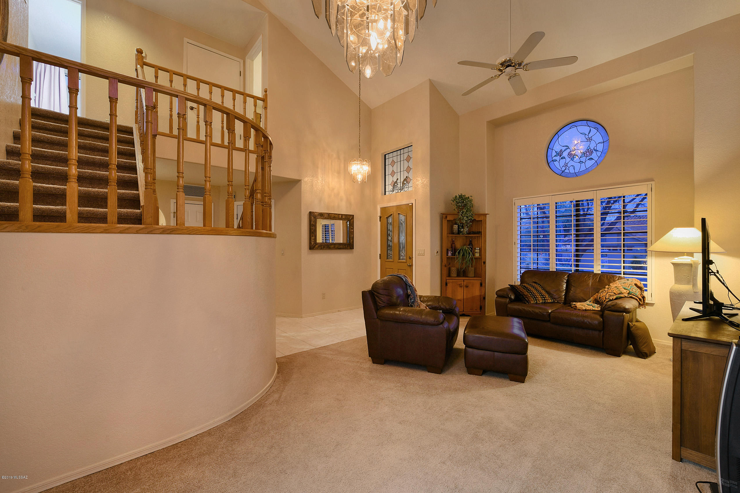 993 W Lost Dutchman Place