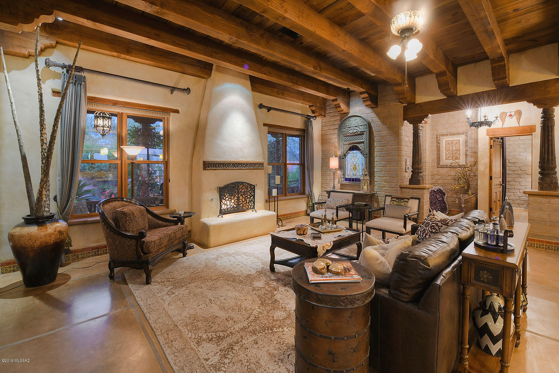 4121 W Adobe Ranch Place