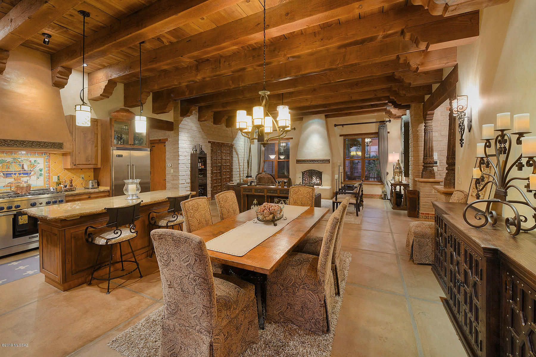 4121 W Adobe Ranch Place