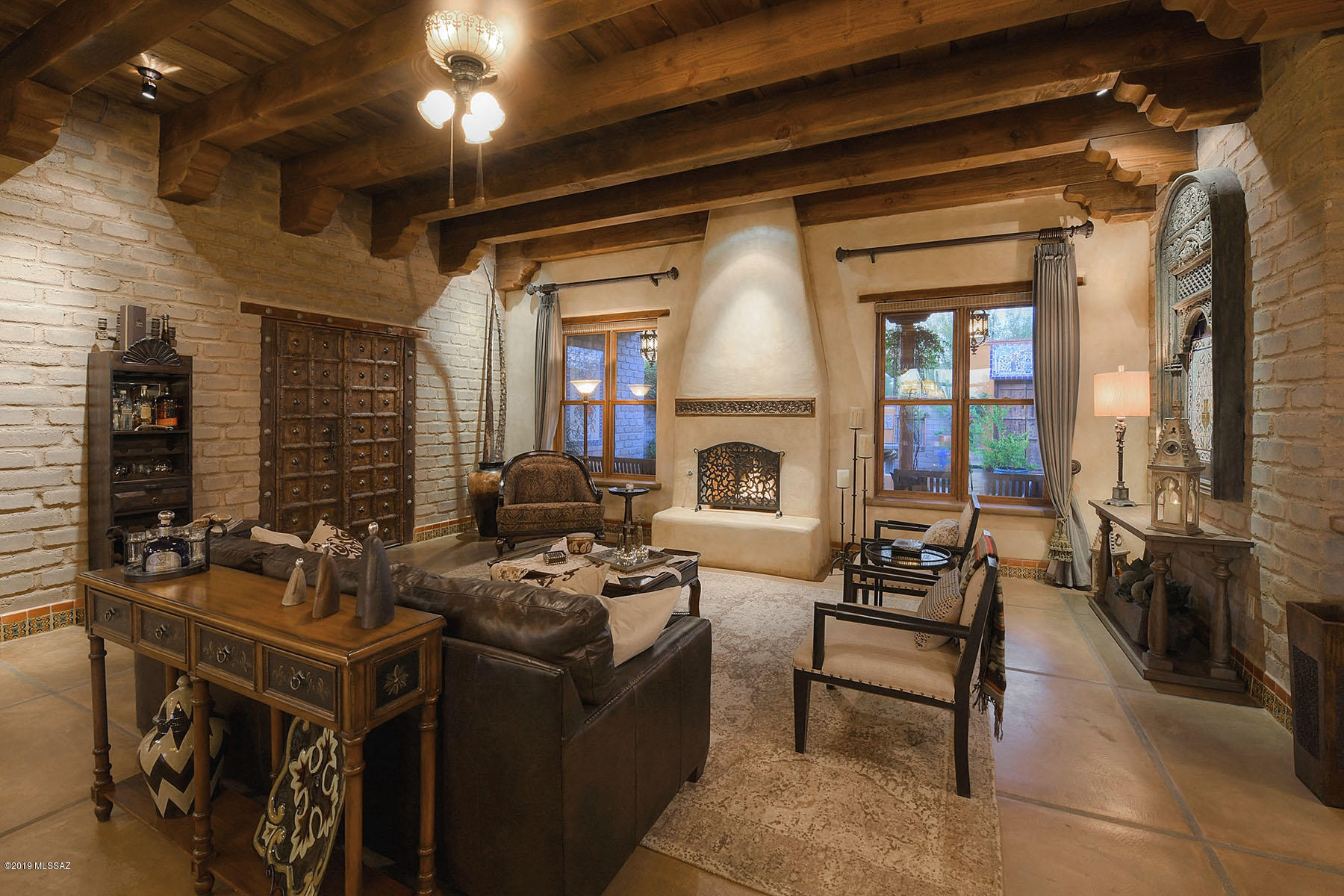 4121 W Adobe Ranch Place