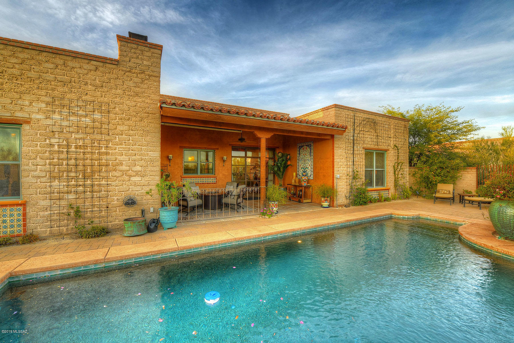 4121 W Adobe Ranch Place