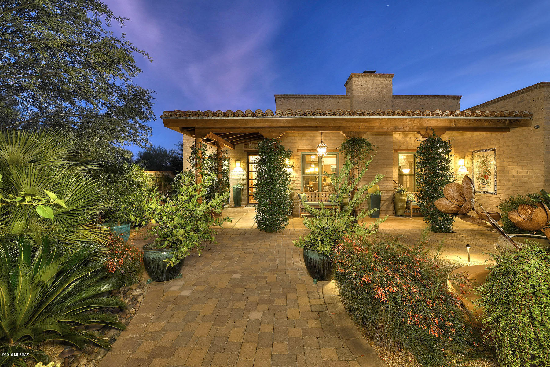 4121 W Adobe Ranch Place