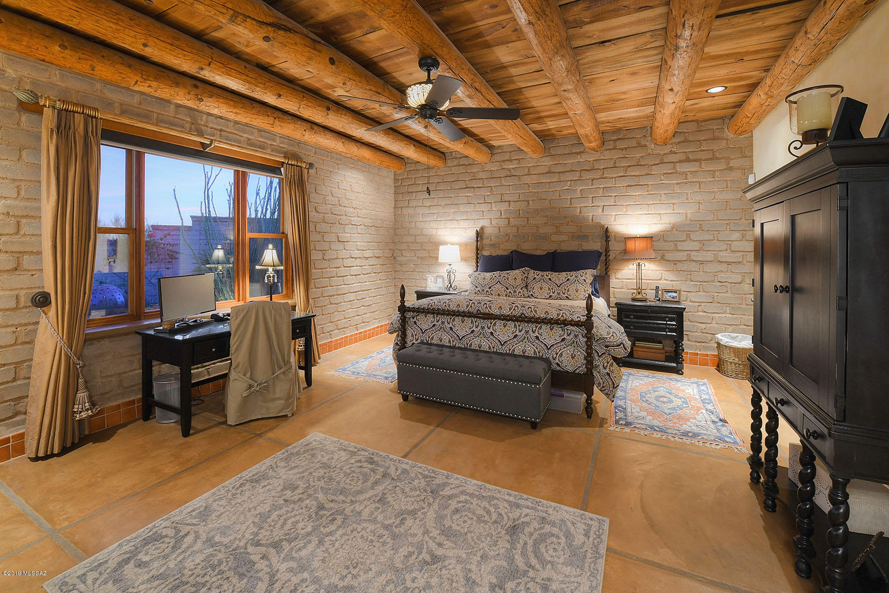 4121 W Adobe Ranch Place