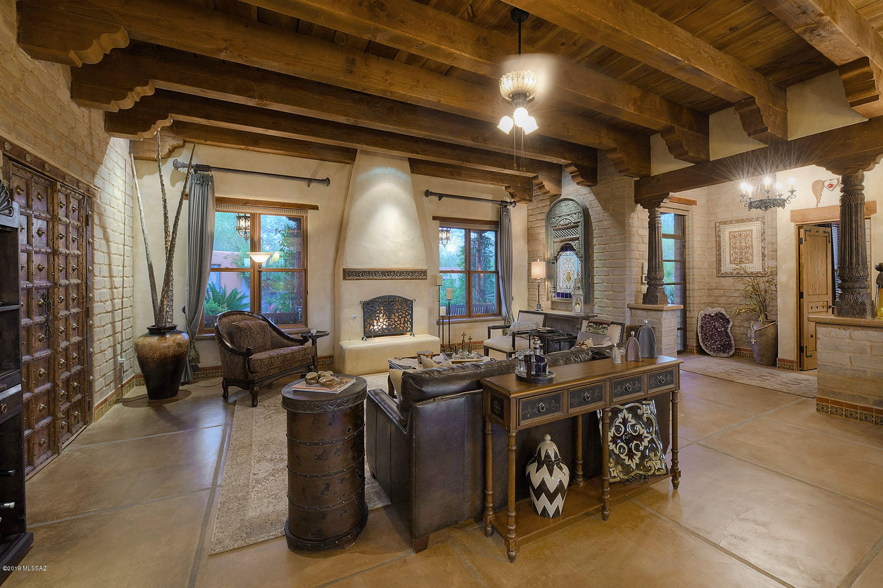 4121 W Adobe Ranch Place