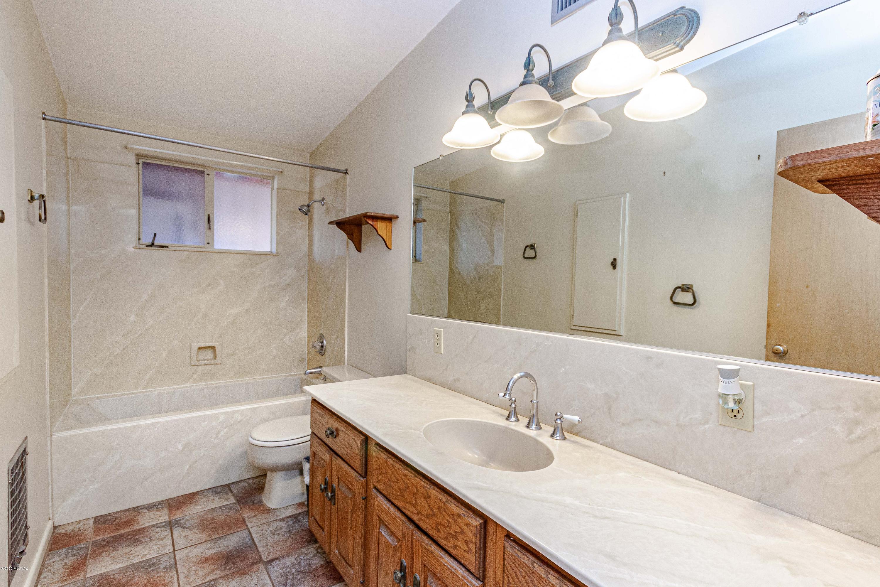 3901 E Alta Vista Street