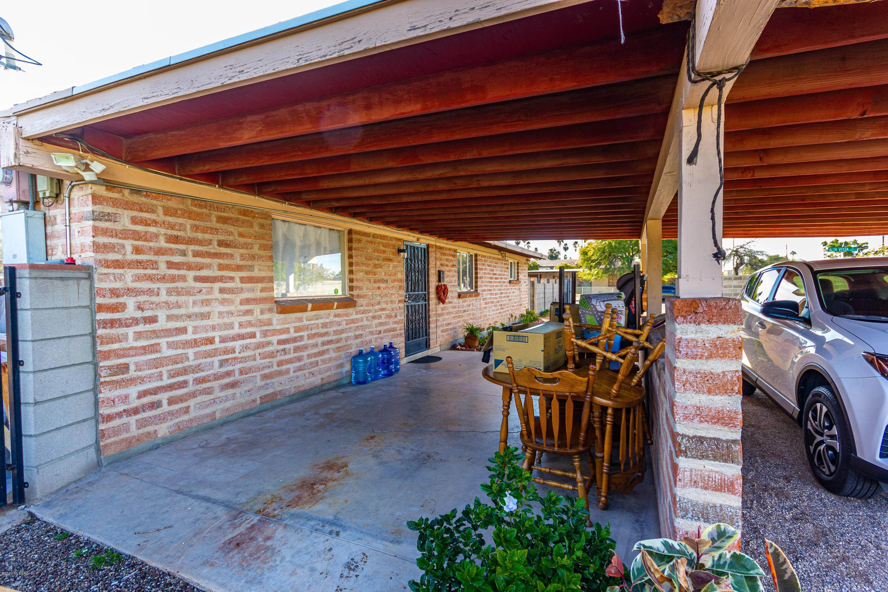 3901 E Alta Vista Street