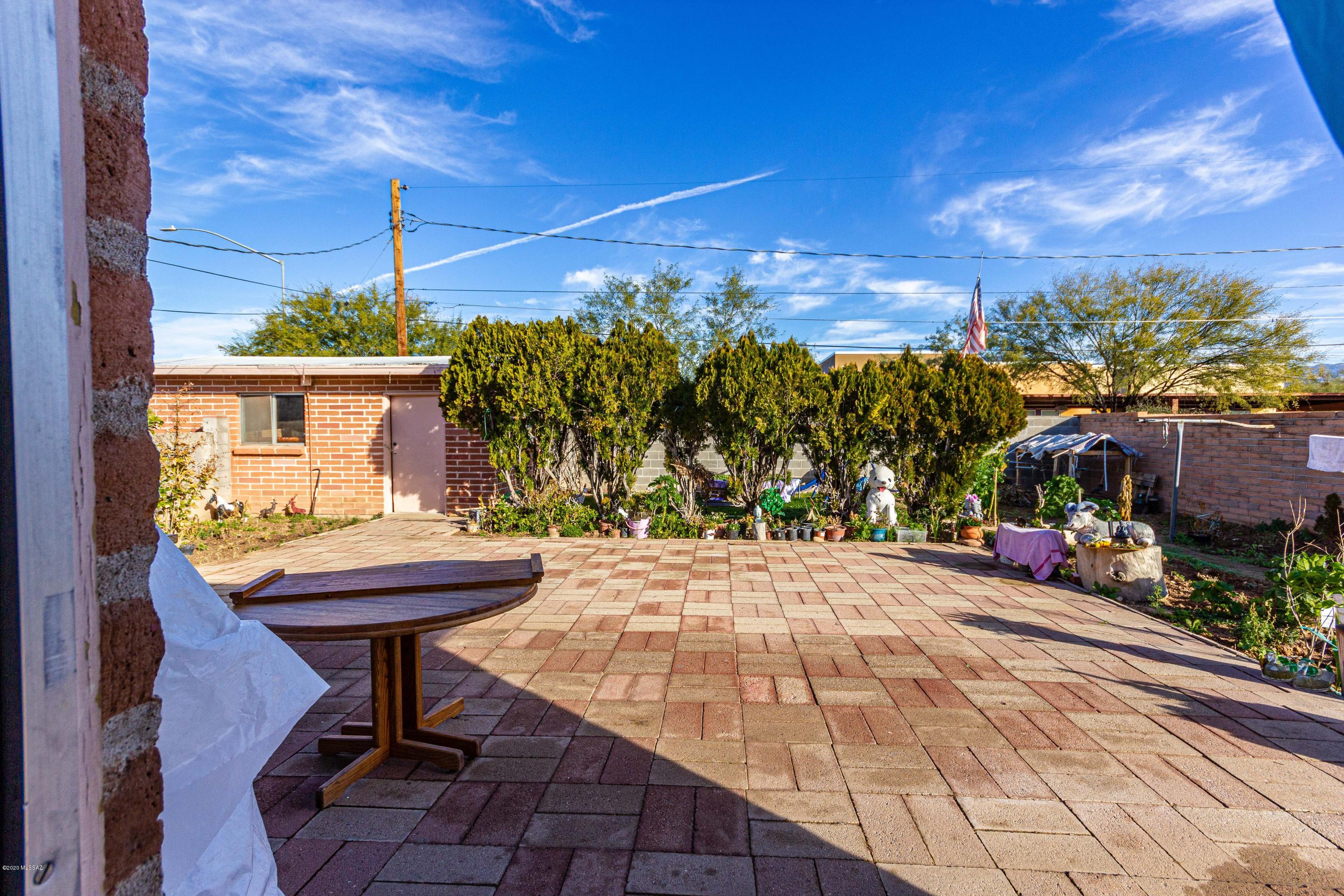 3901 E Alta Vista Street