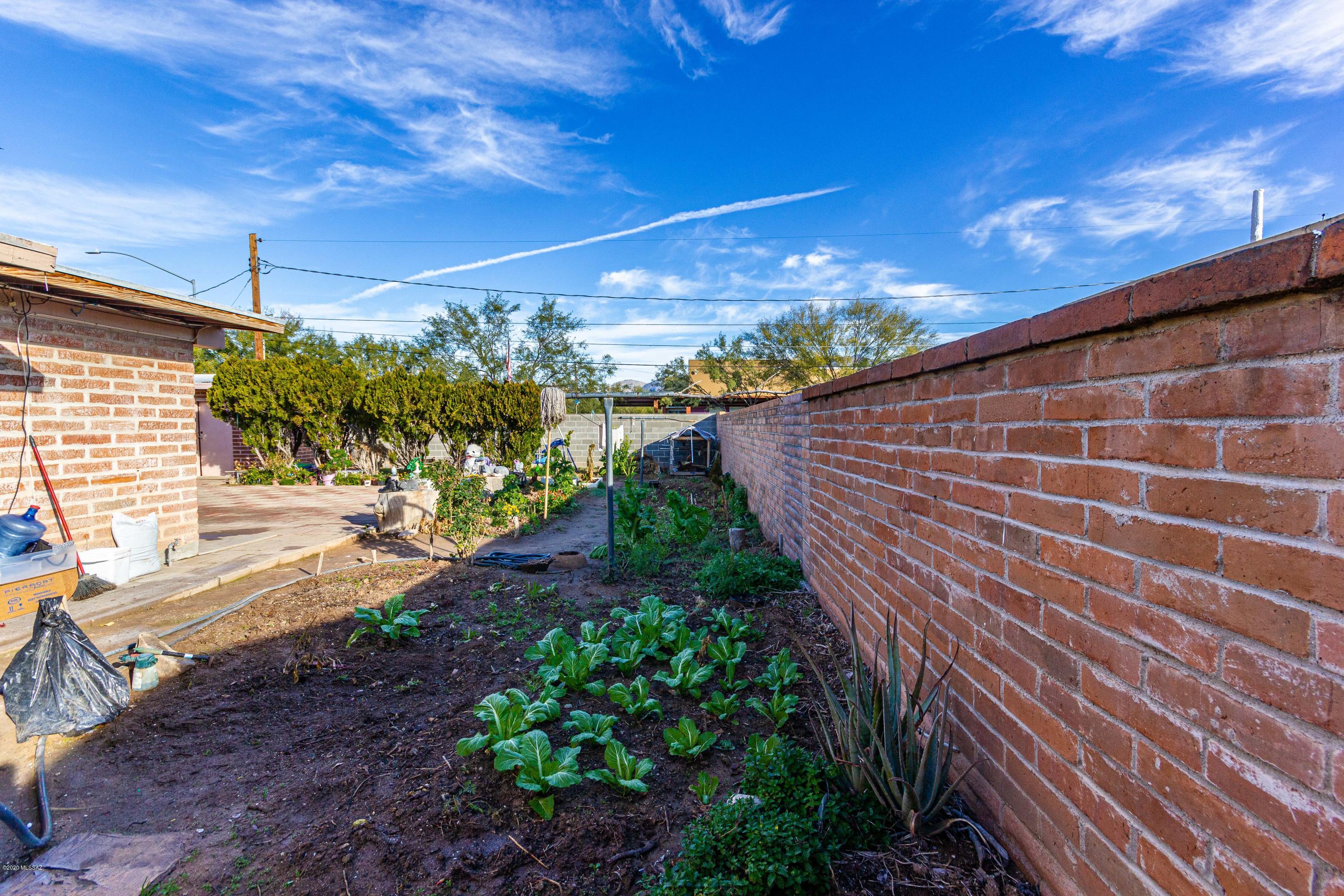 3901 E Alta Vista Street