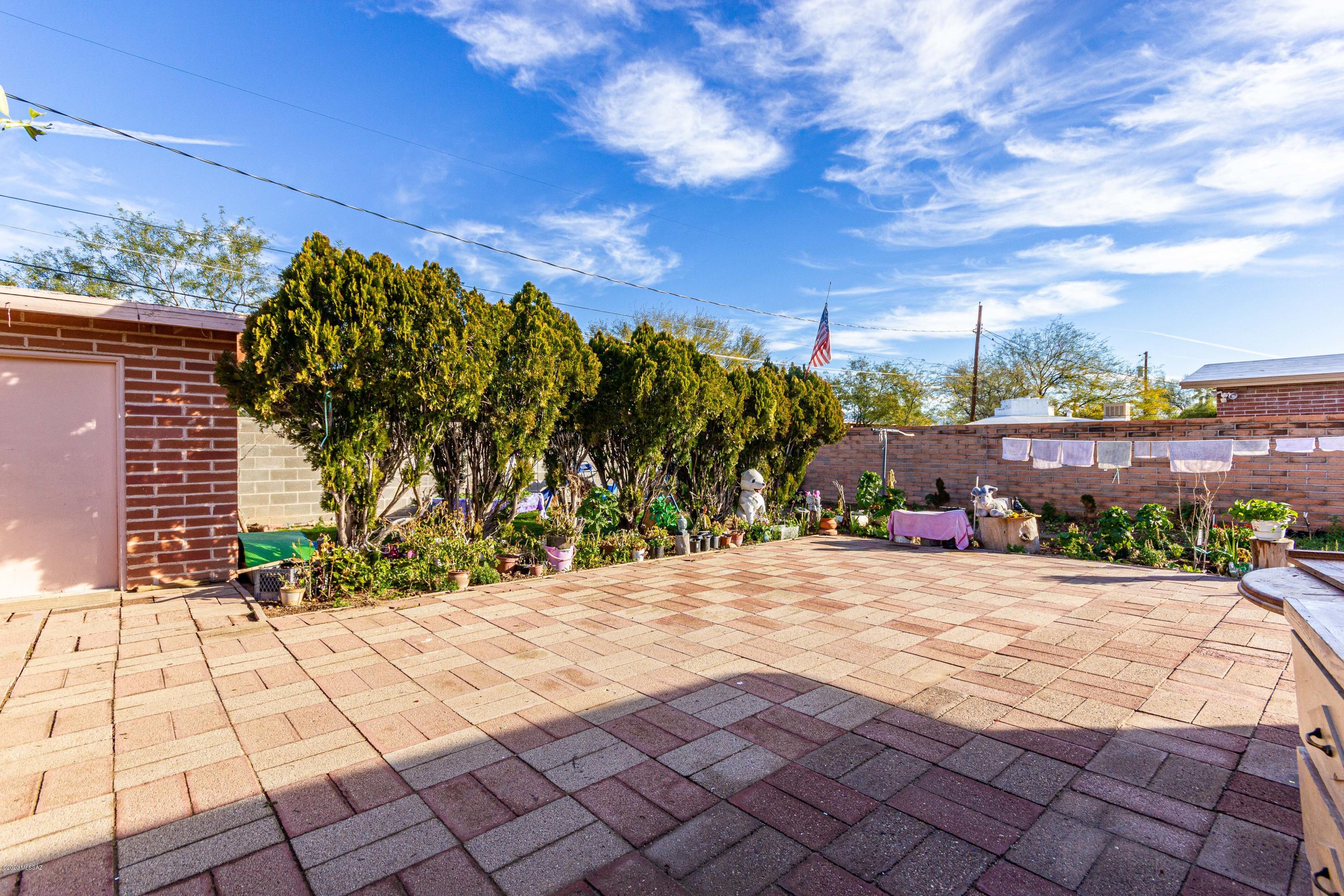 3901 E Alta Vista Street