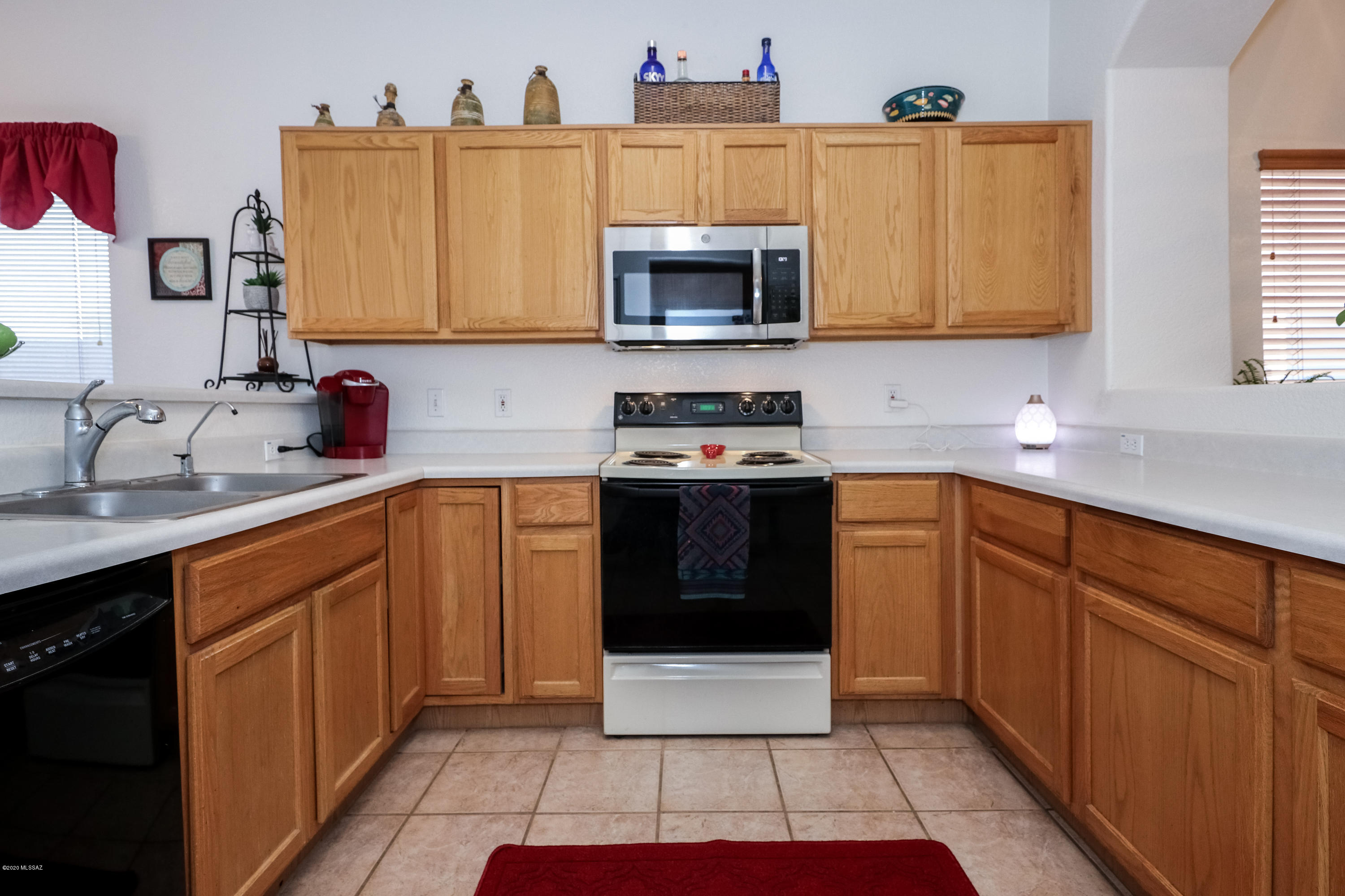 7441 W Sonesta Drive