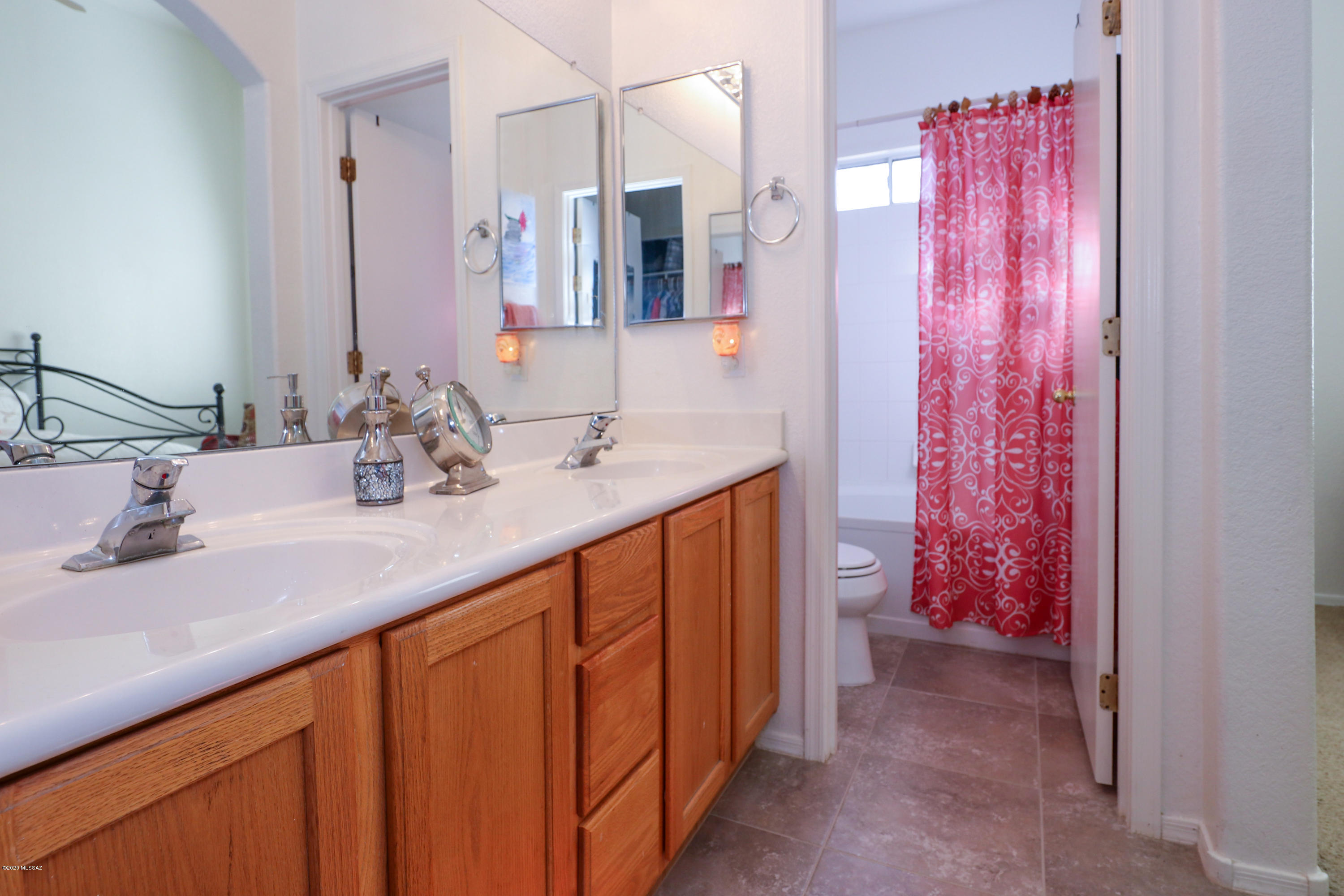 7441 W Sonesta Drive