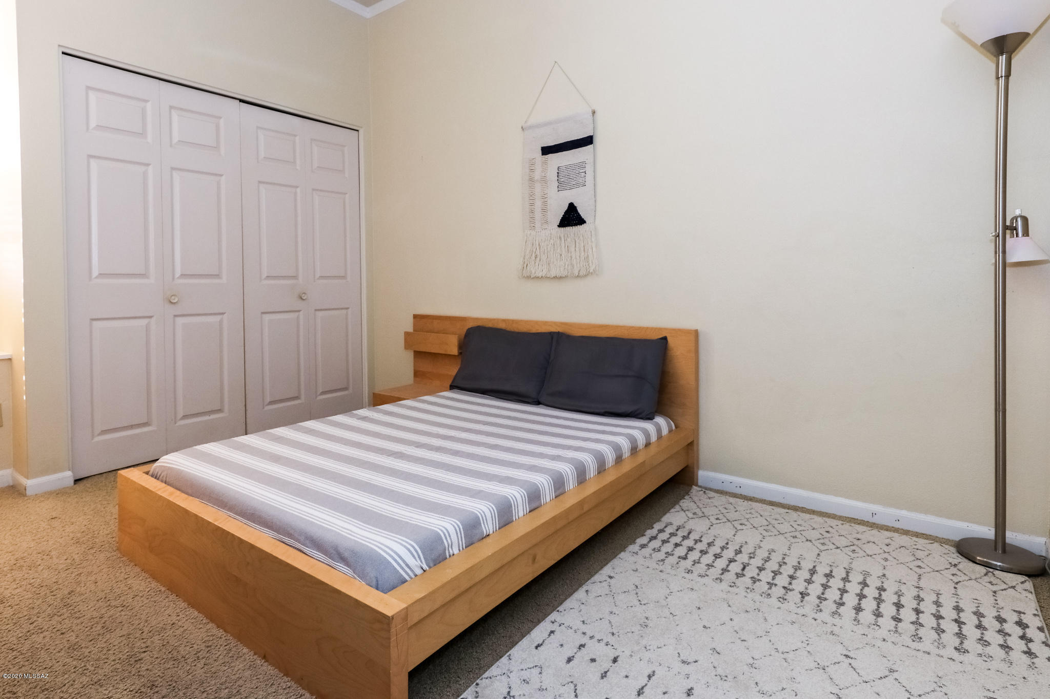 4201 N Ventana Drive