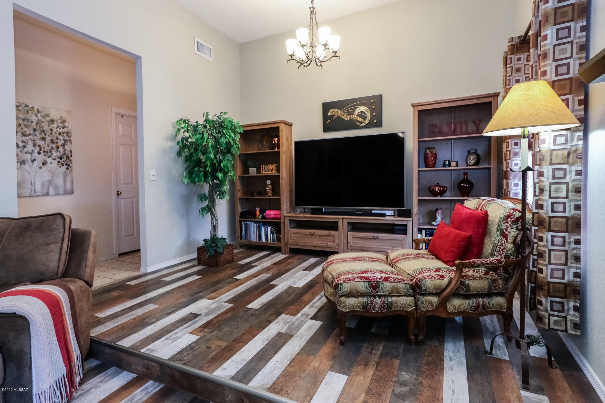 4201 N Ventana Drive