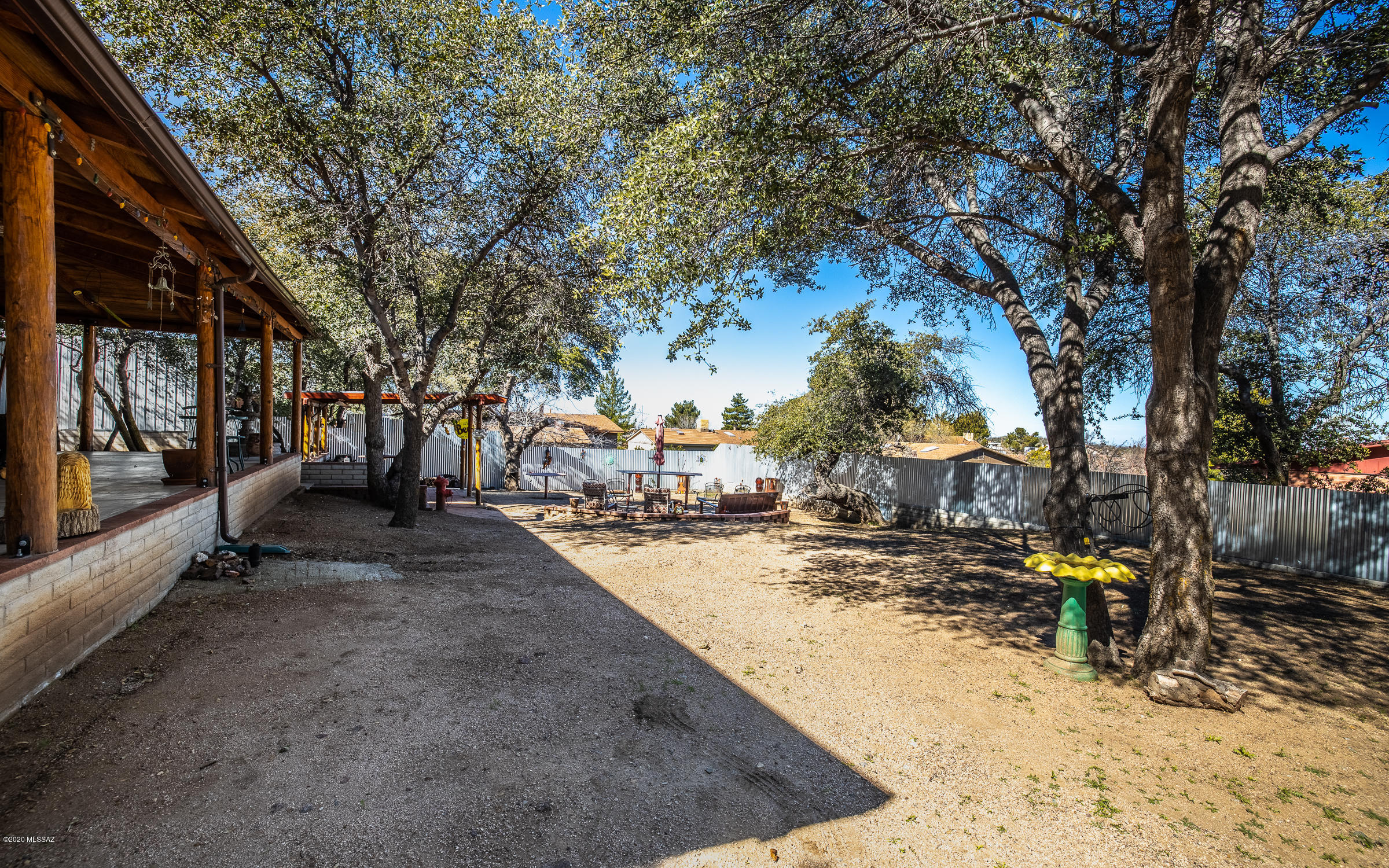 910 N Mountain View Drive