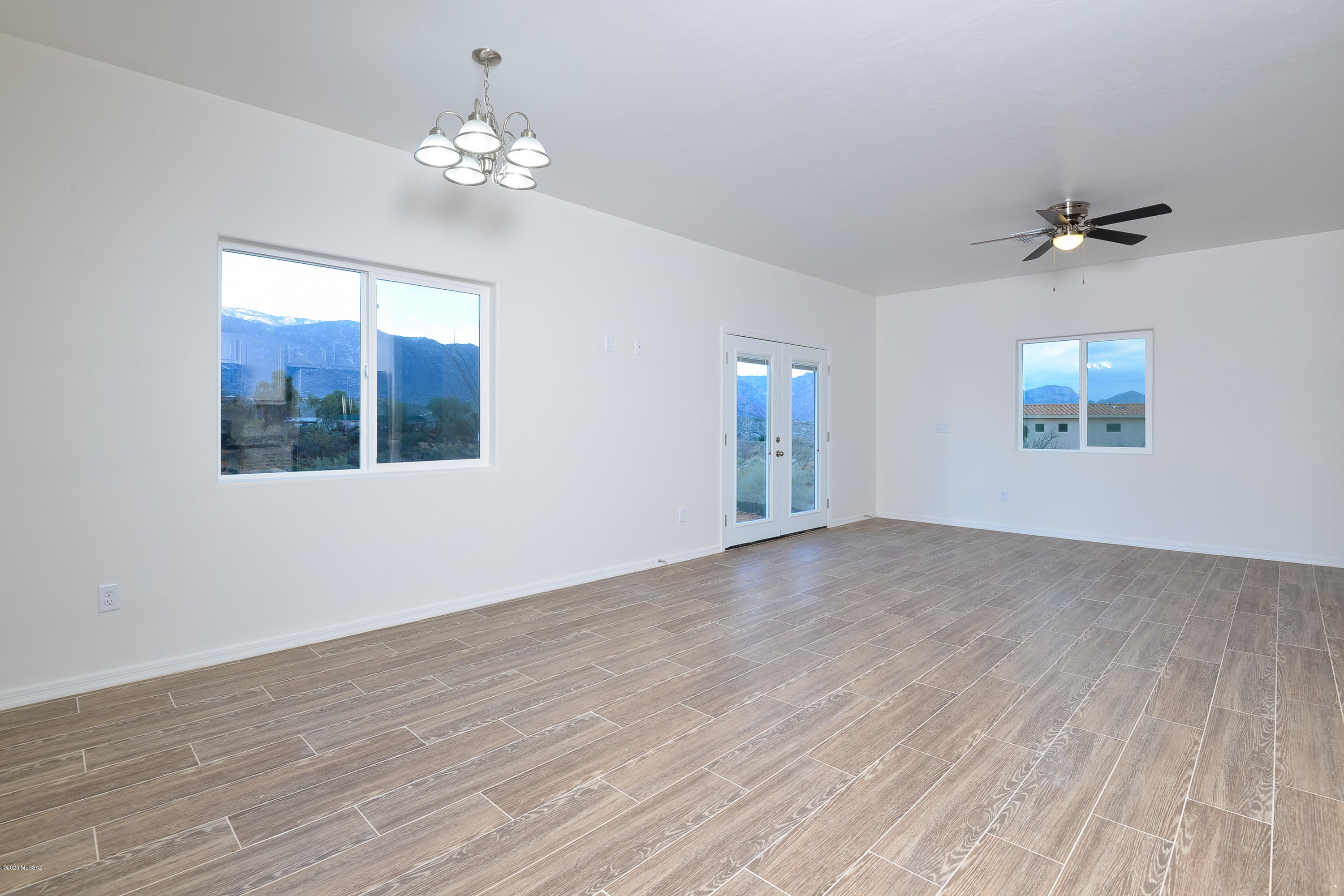 16157 N Meadowcrest Road