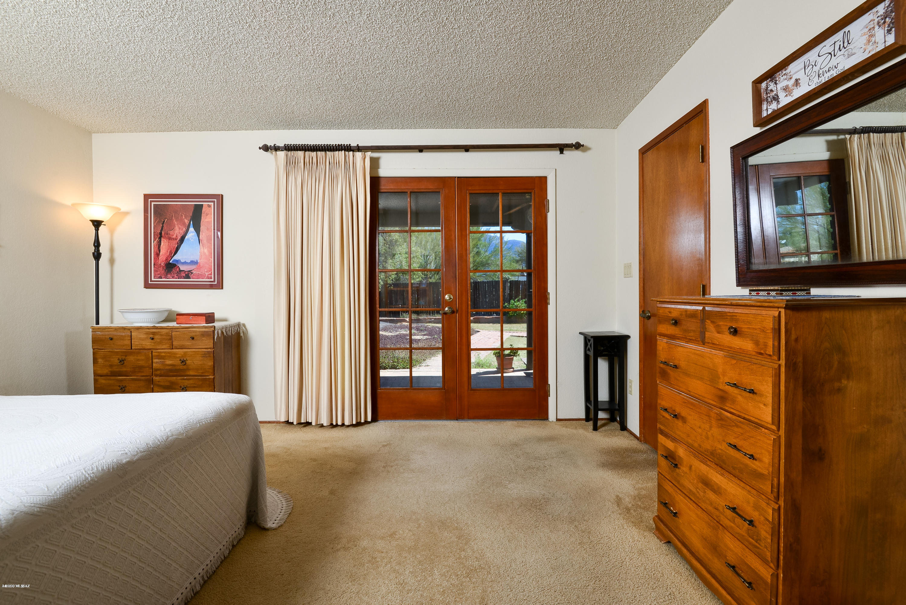 8040 N La Oesta Avenue