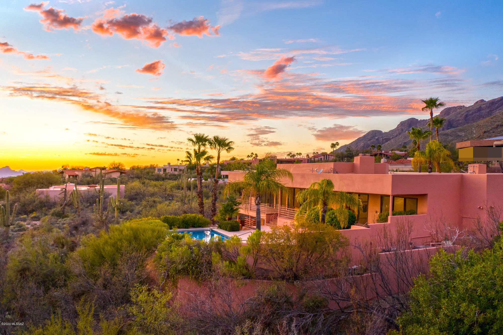 3330 E Cobblestone Place