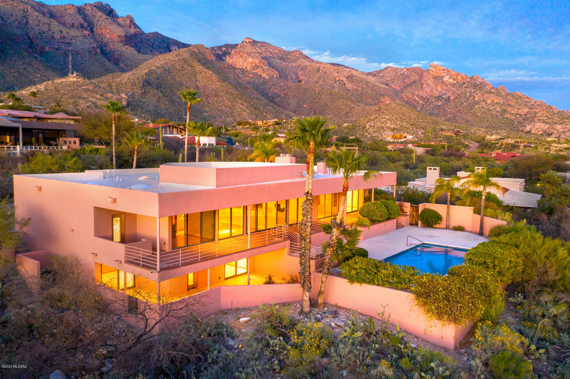 3330 E Cobblestone Place