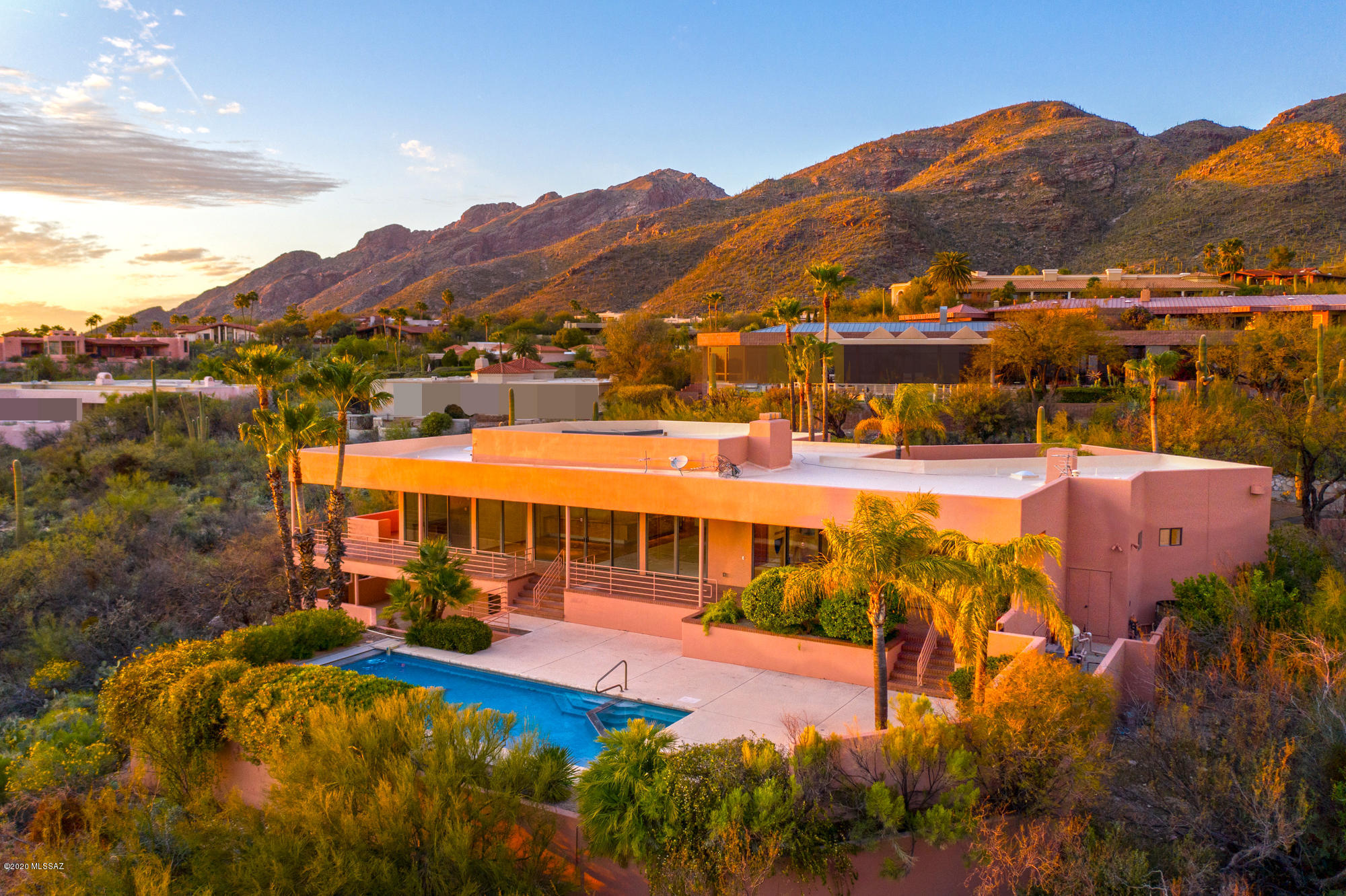 3330 E Cobblestone Place