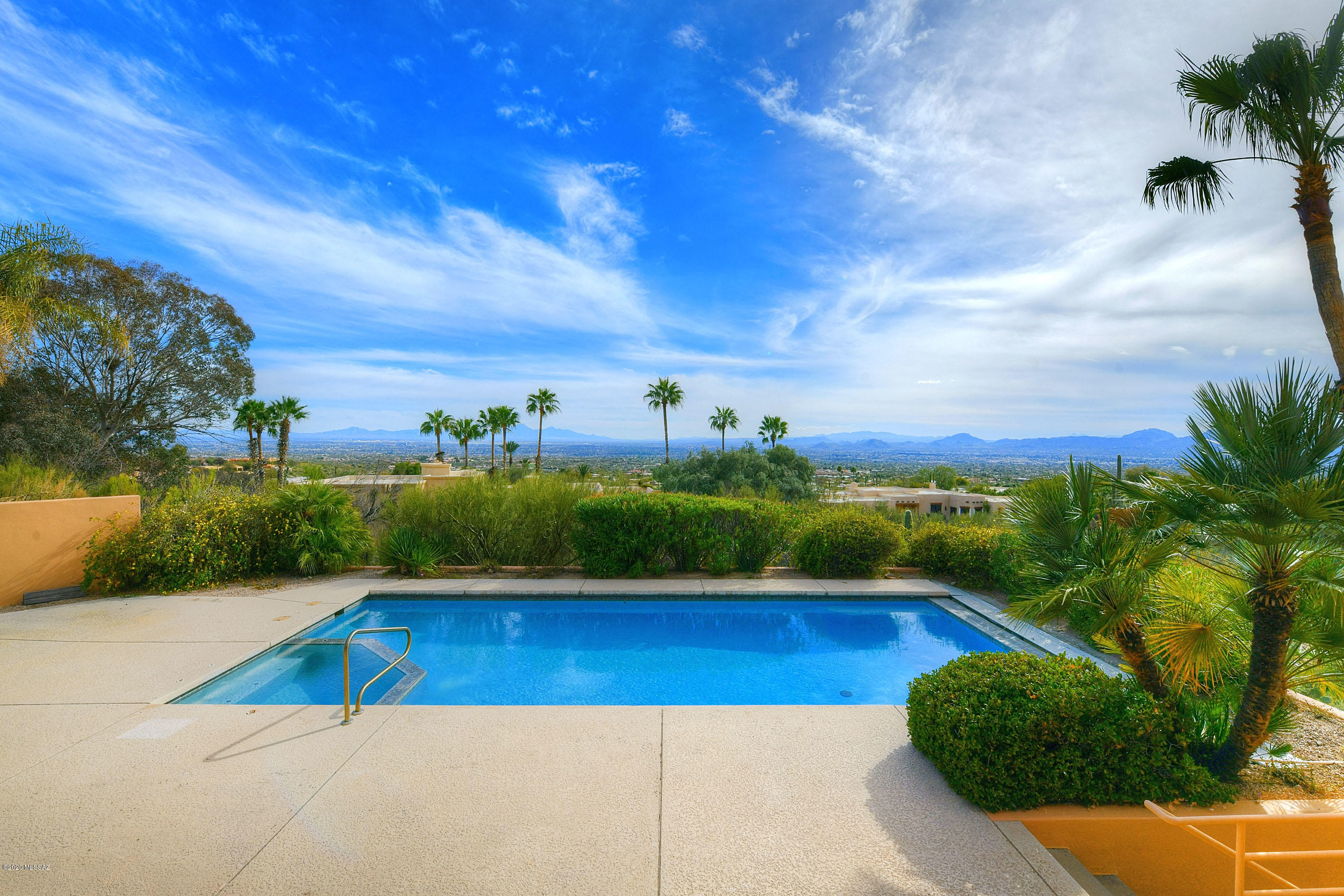 3330 E Cobblestone Place