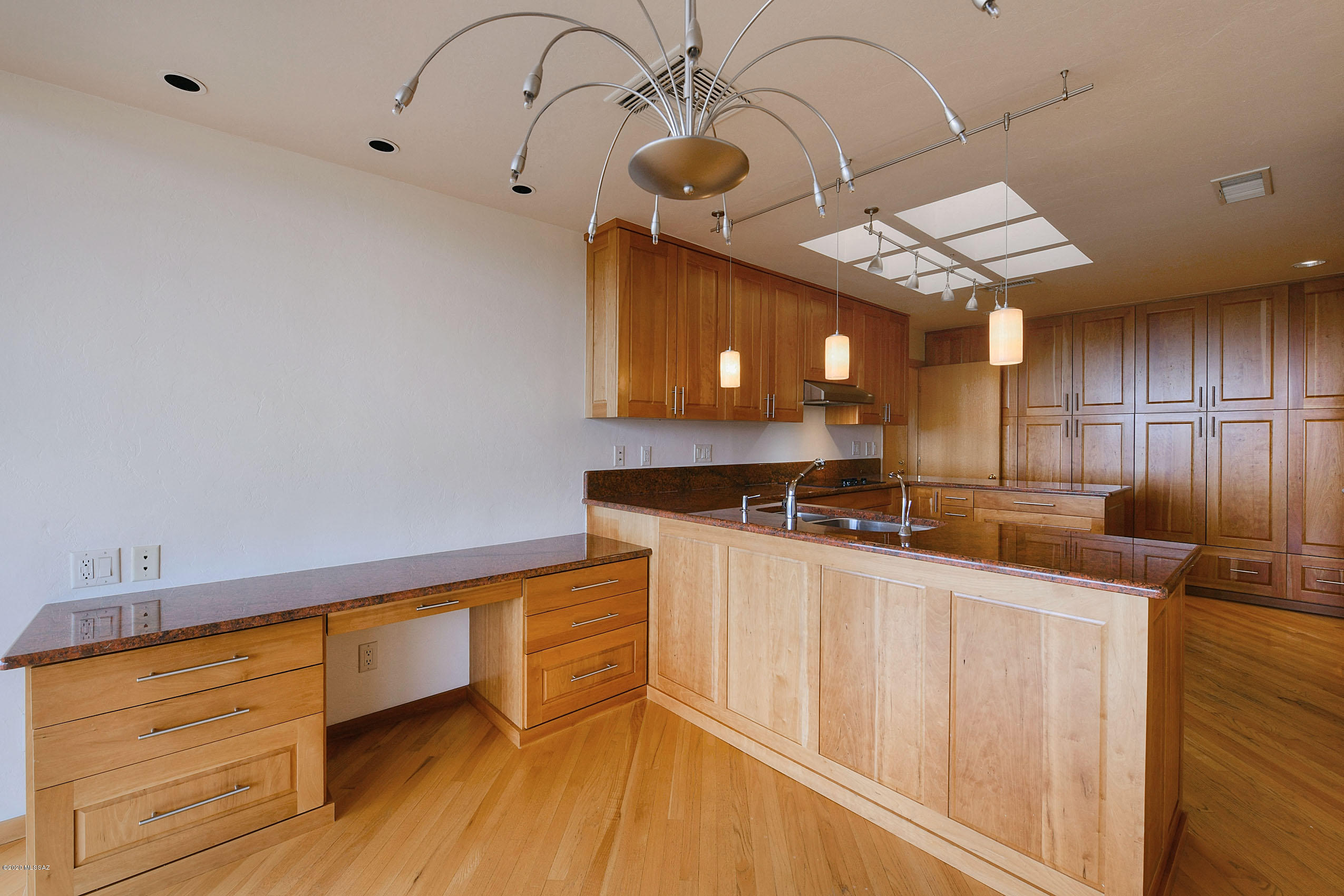 3330 E Cobblestone Place