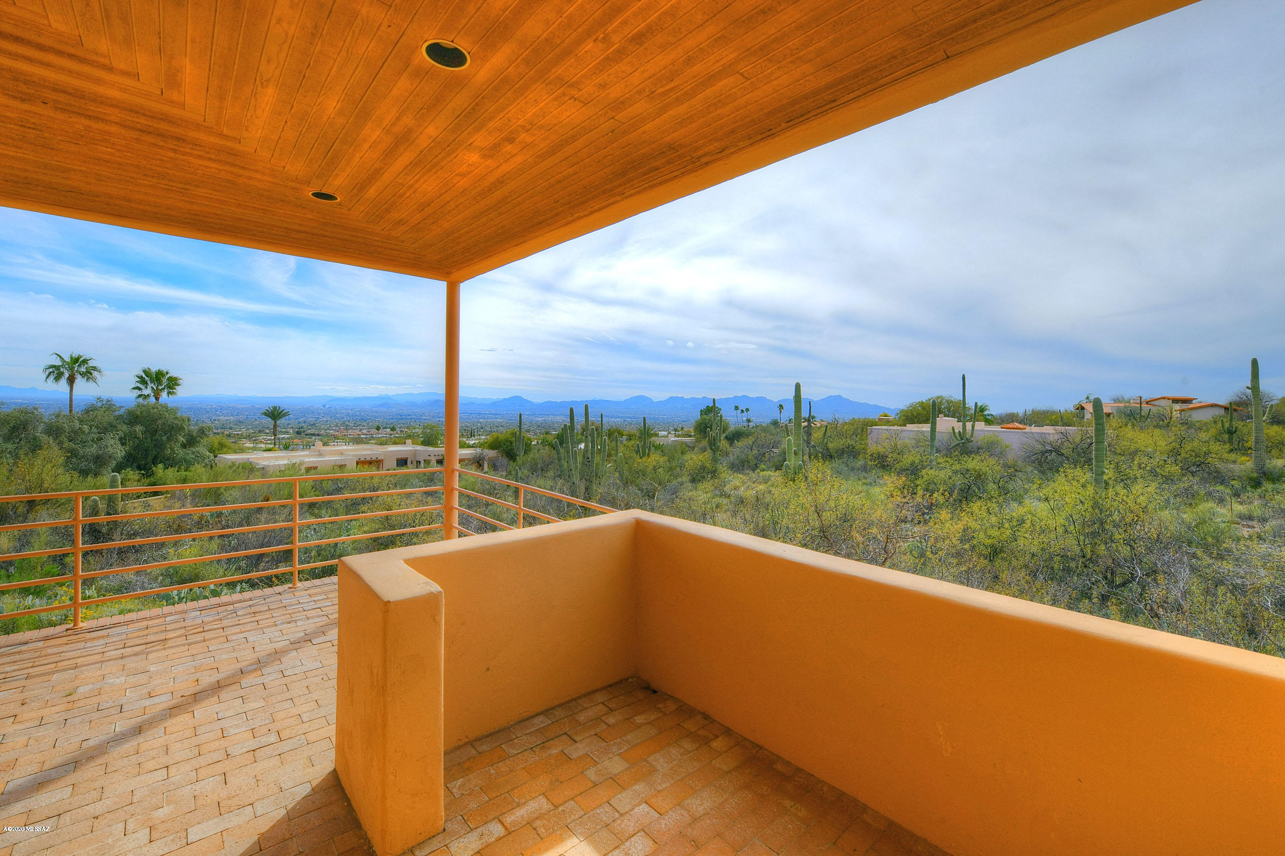 3330 E Cobblestone Place