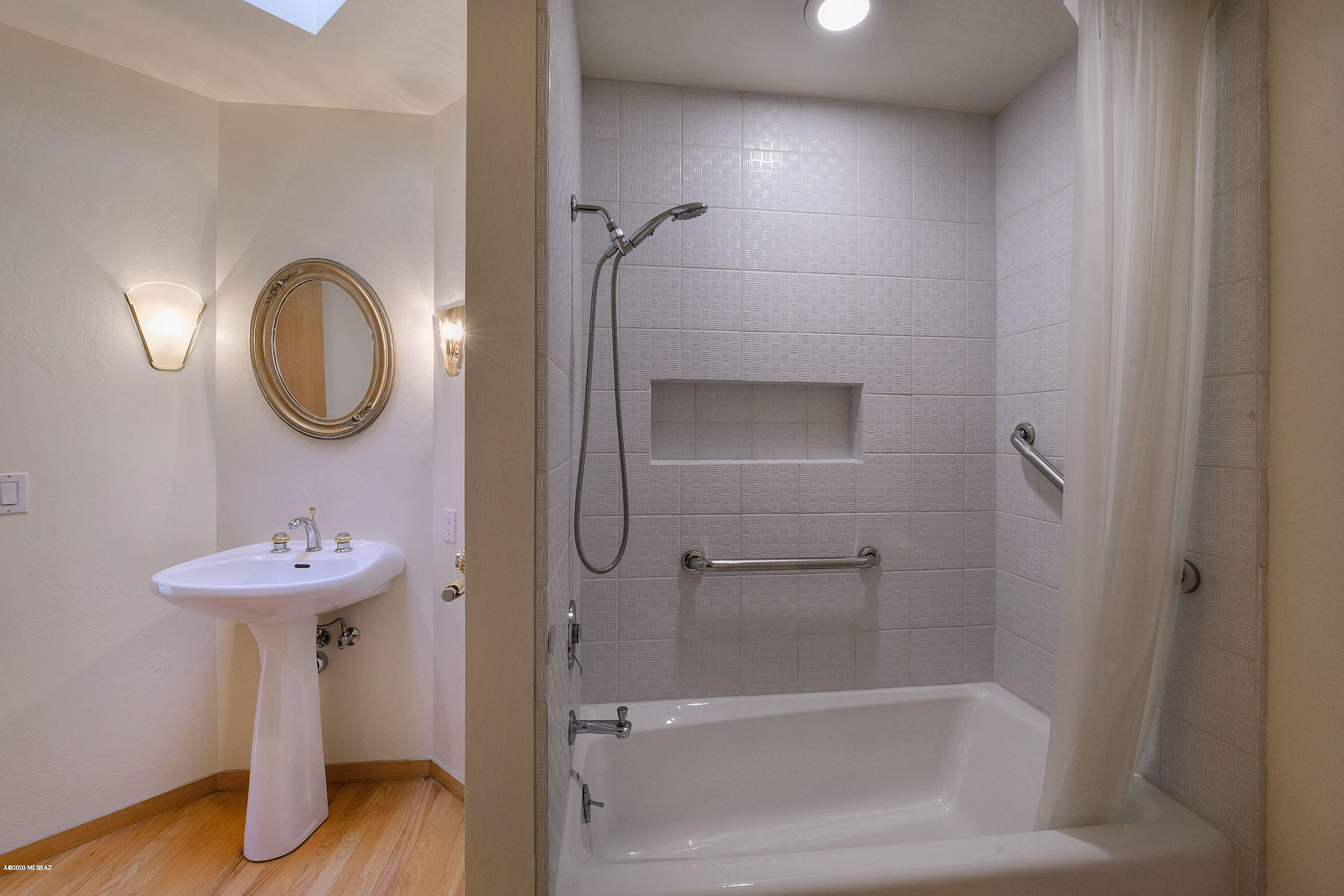 3330 E Cobblestone Place