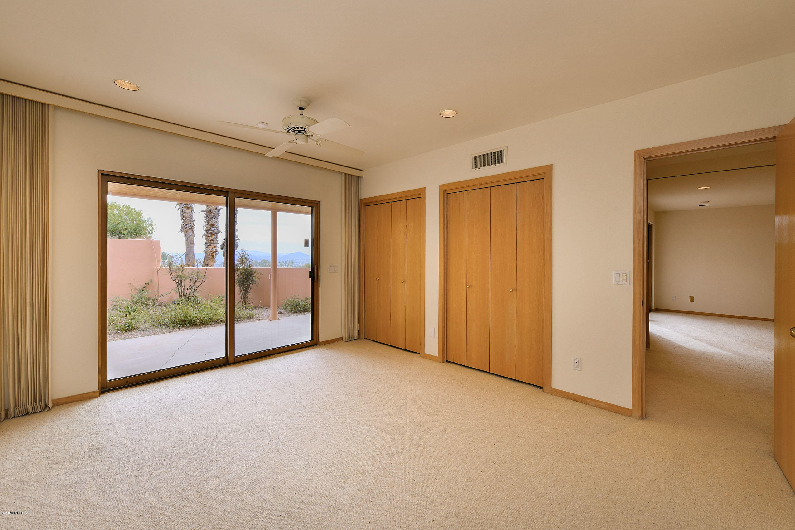 3330 E Cobblestone Place