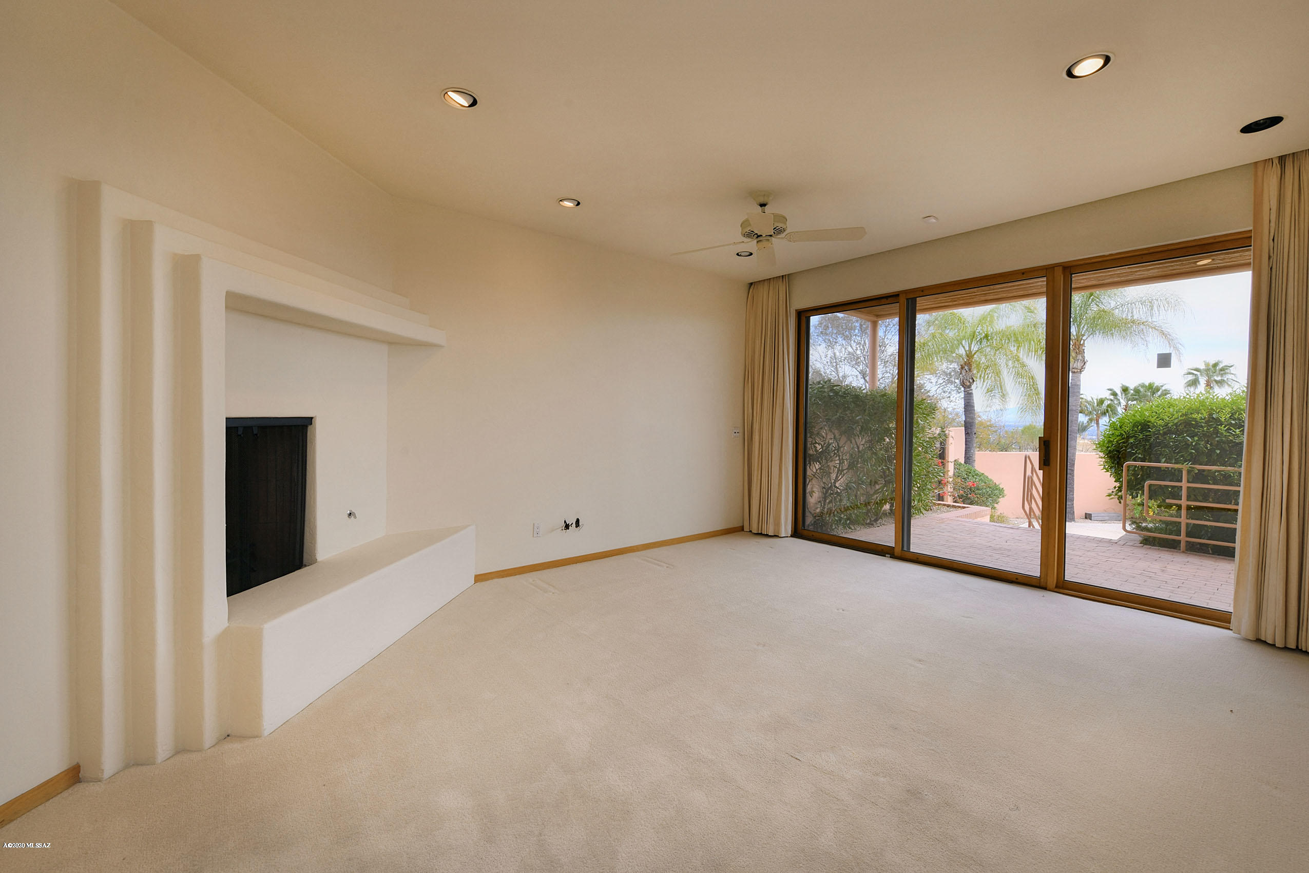 3330 E Cobblestone Place