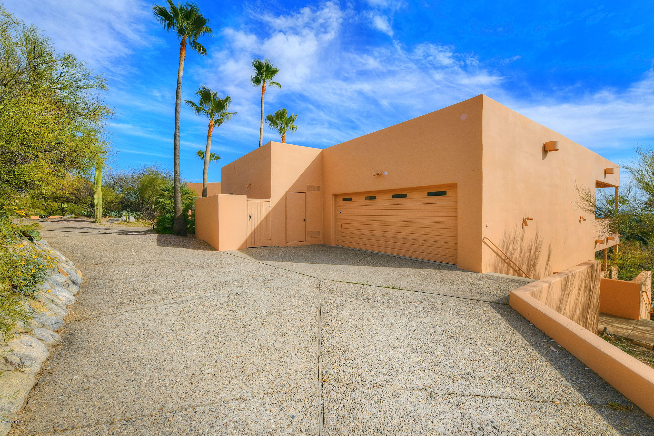 3330 E Cobblestone Place