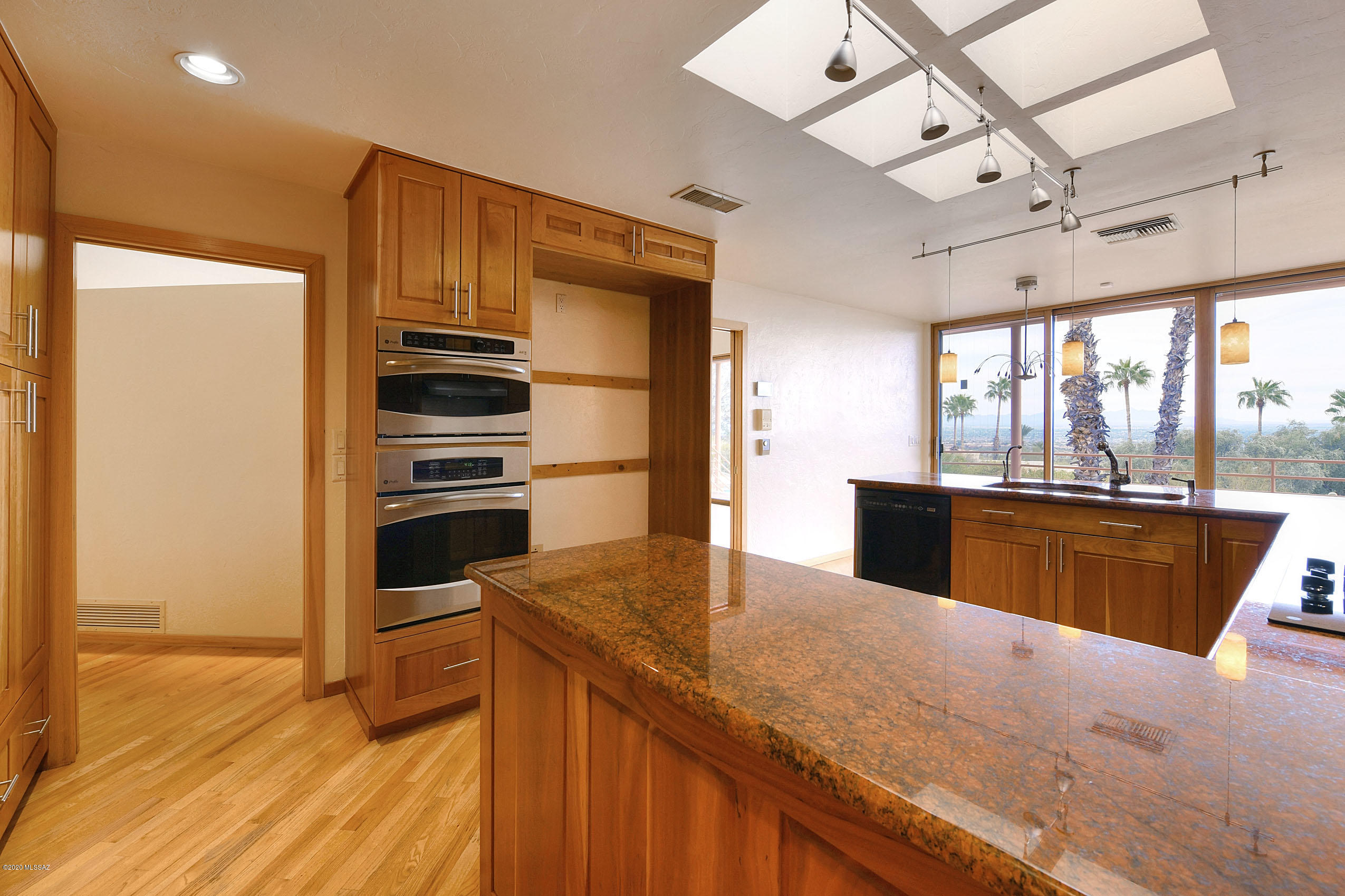 3330 E Cobblestone Place