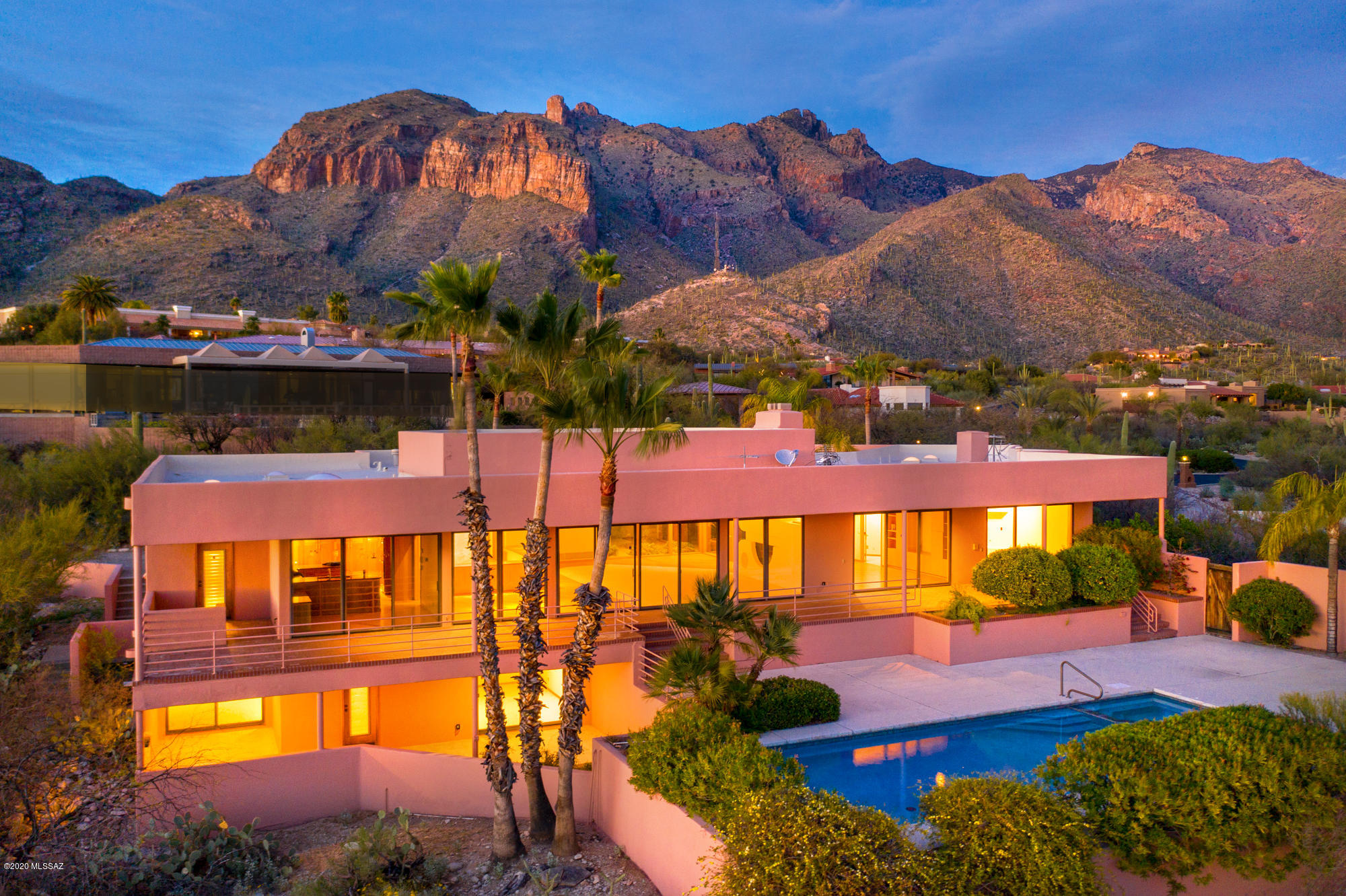 3330 E Cobblestone Place