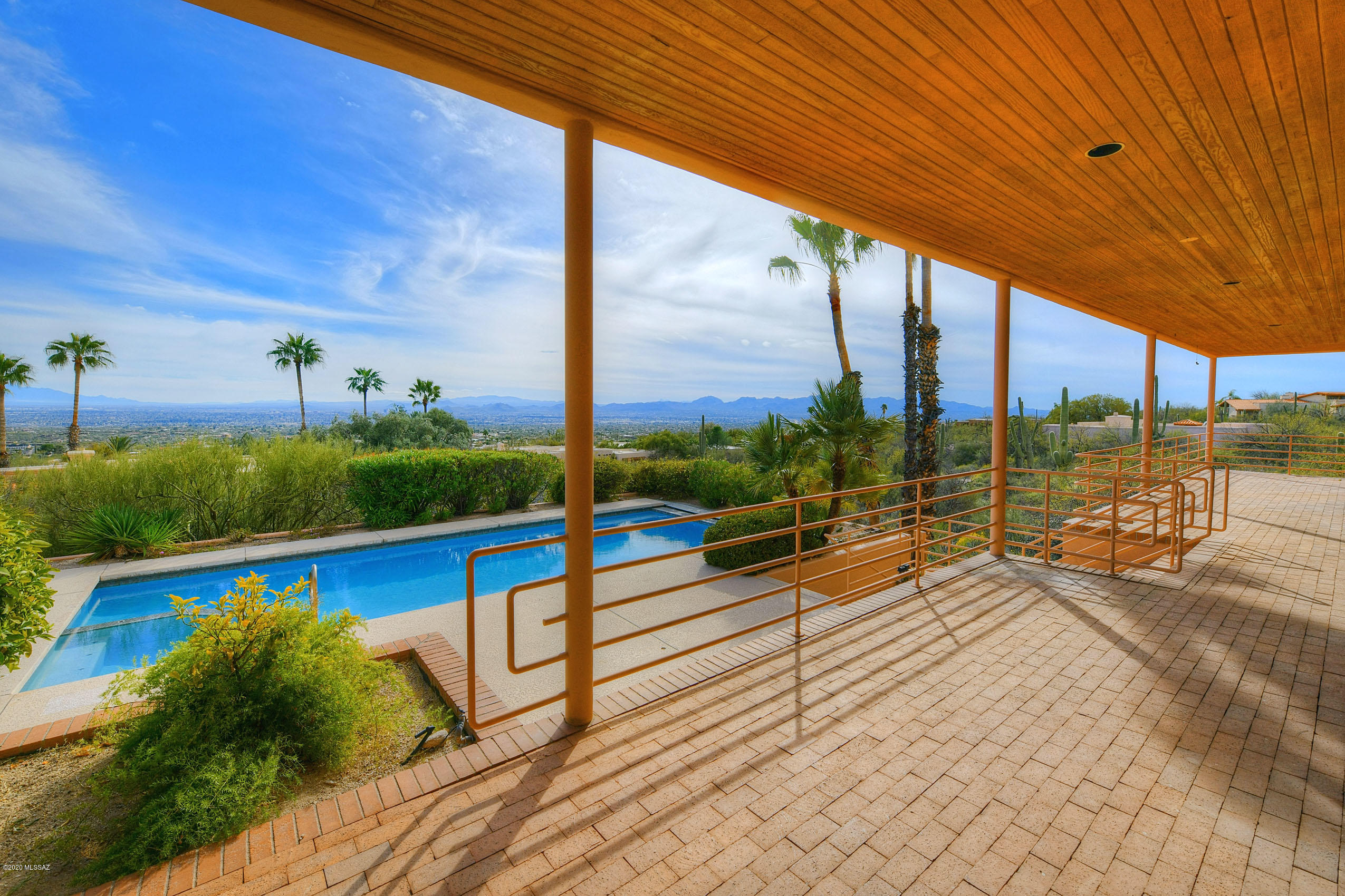 3330 E Cobblestone Place