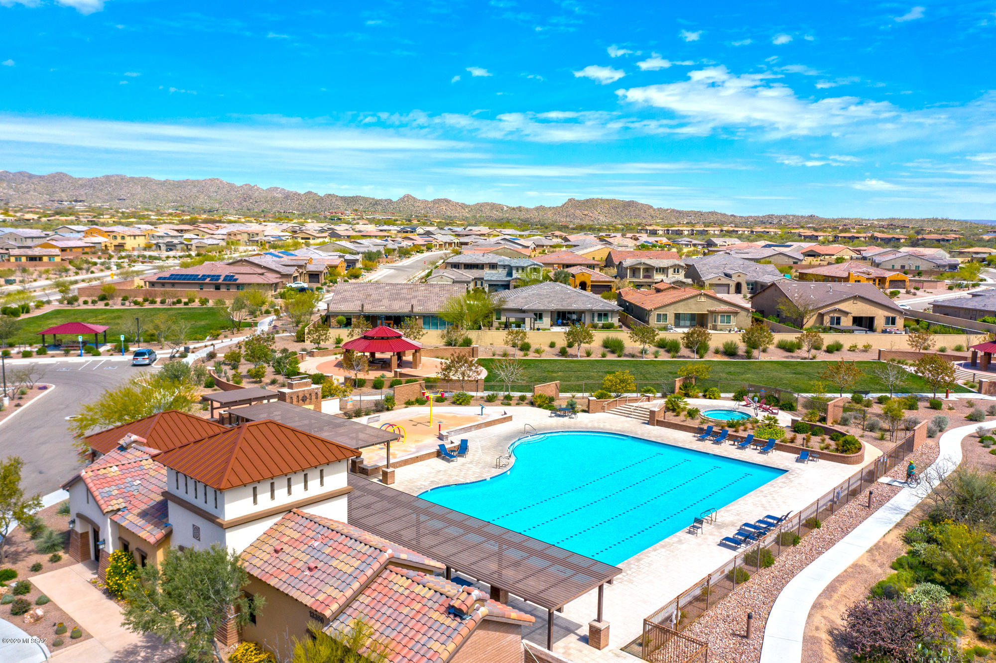 1005 W Lark Bunting Lane