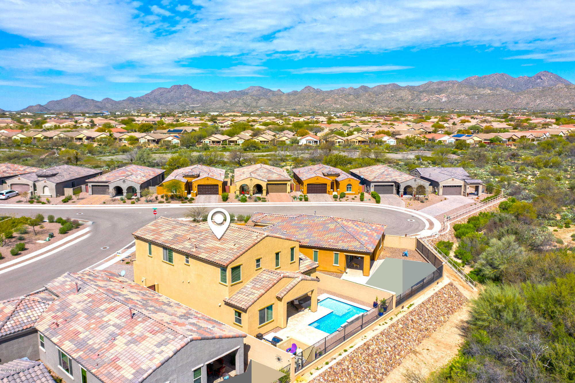 1005 W Lark Bunting Lane