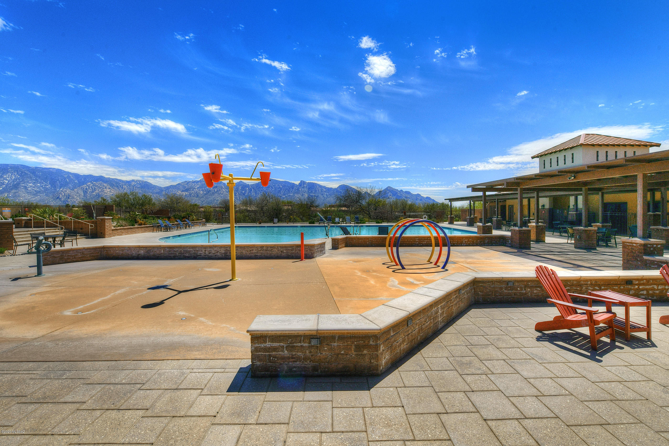 1005 W Lark Bunting Lane