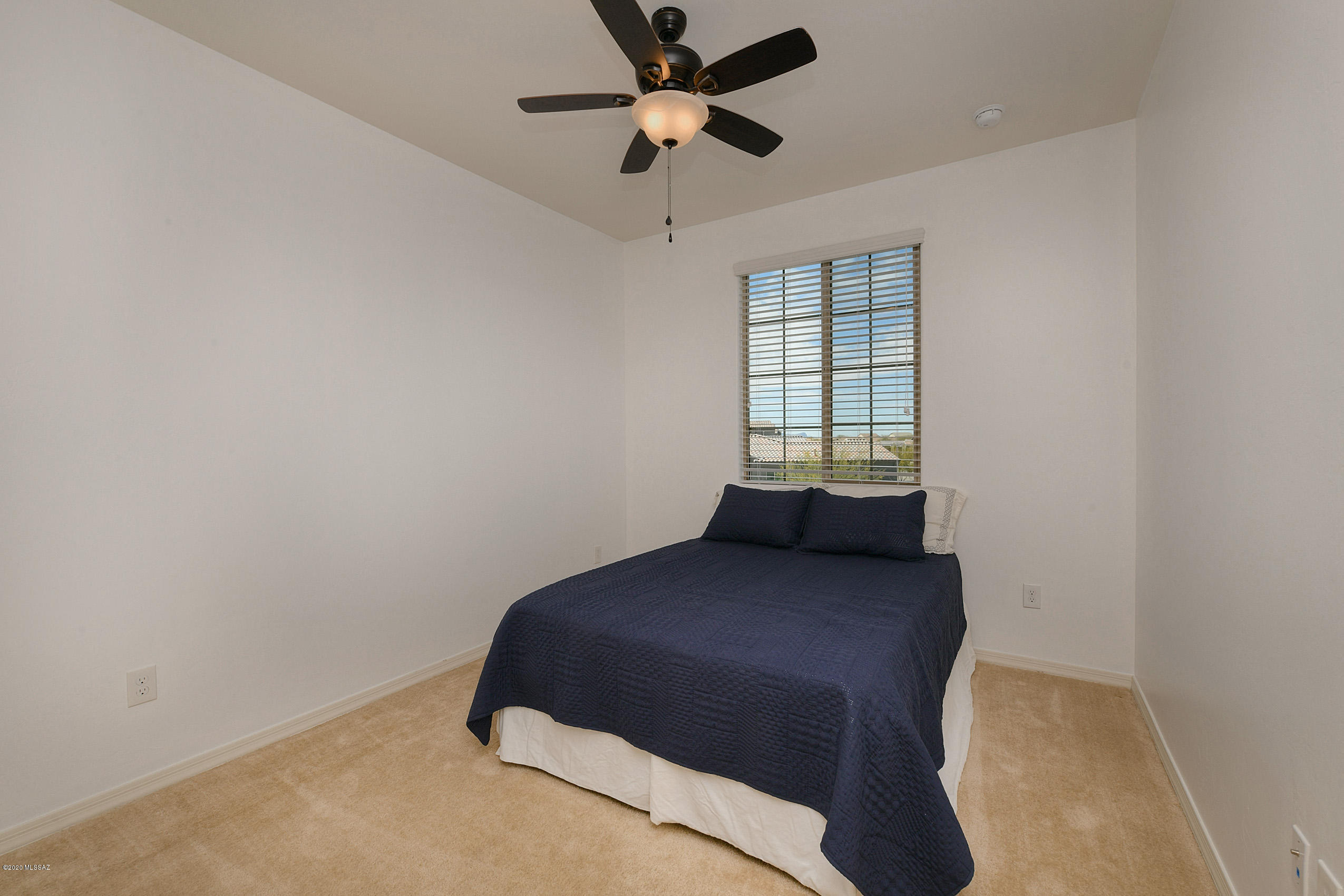 1005 W Lark Bunting Lane