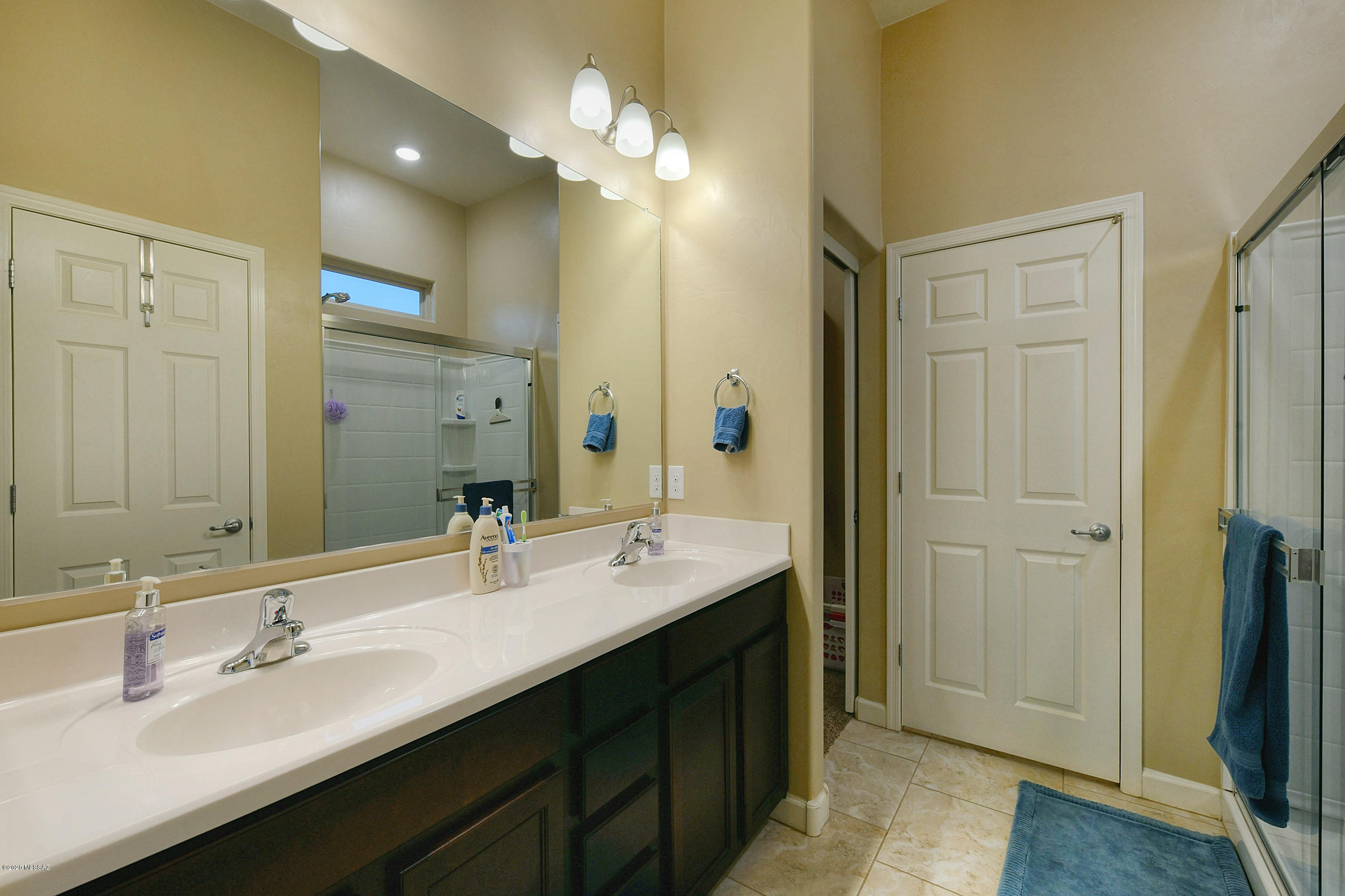 9877 N Howling Wolf Road