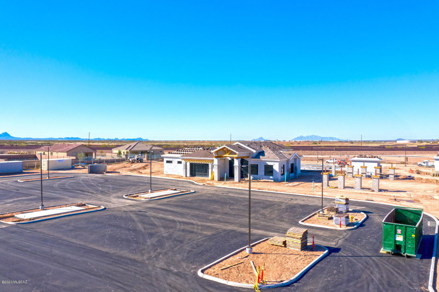 9877 N Howling Wolf Road